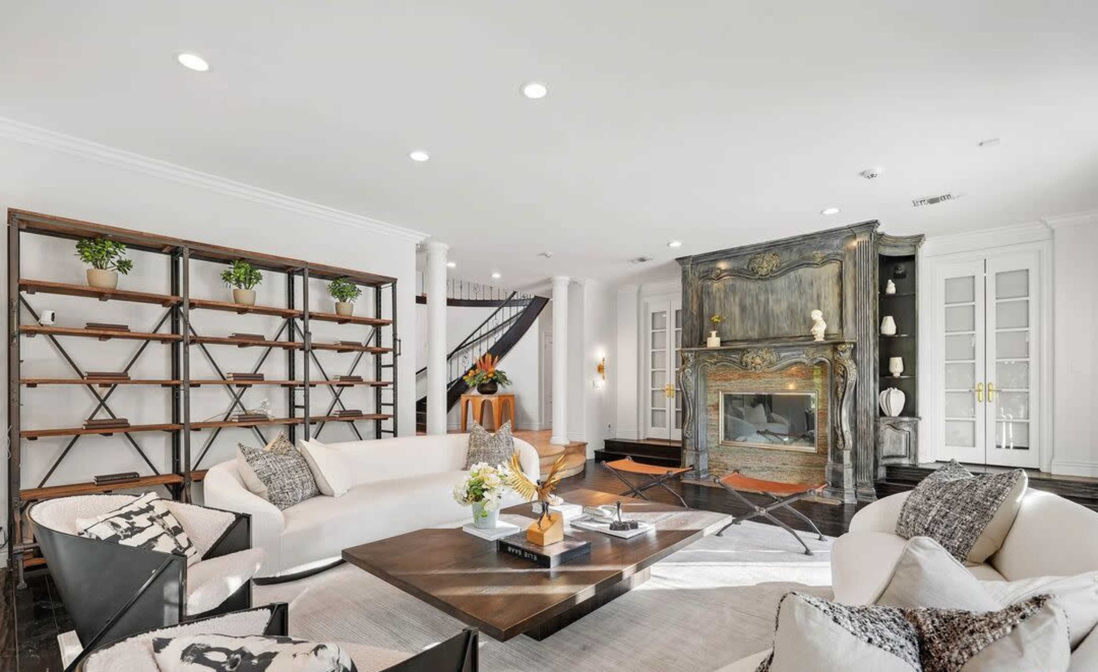 Spanish / Mediterranean Estate Image in Encino, Encino, CA