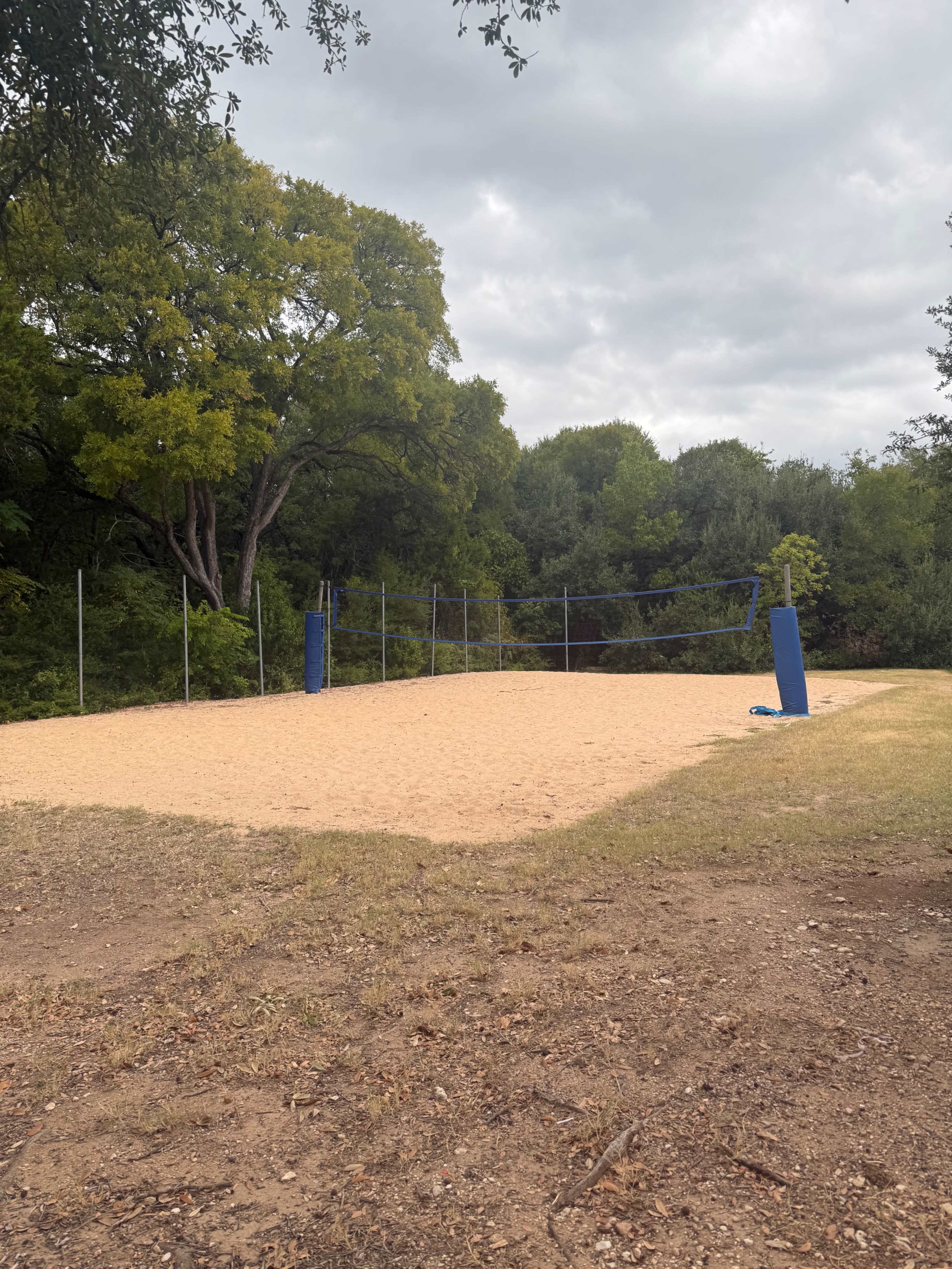 Outdoor Sand Volleyball Court in NW Austin – Lakewood on the Park Image in Pioneer Valley, Austin, TX
