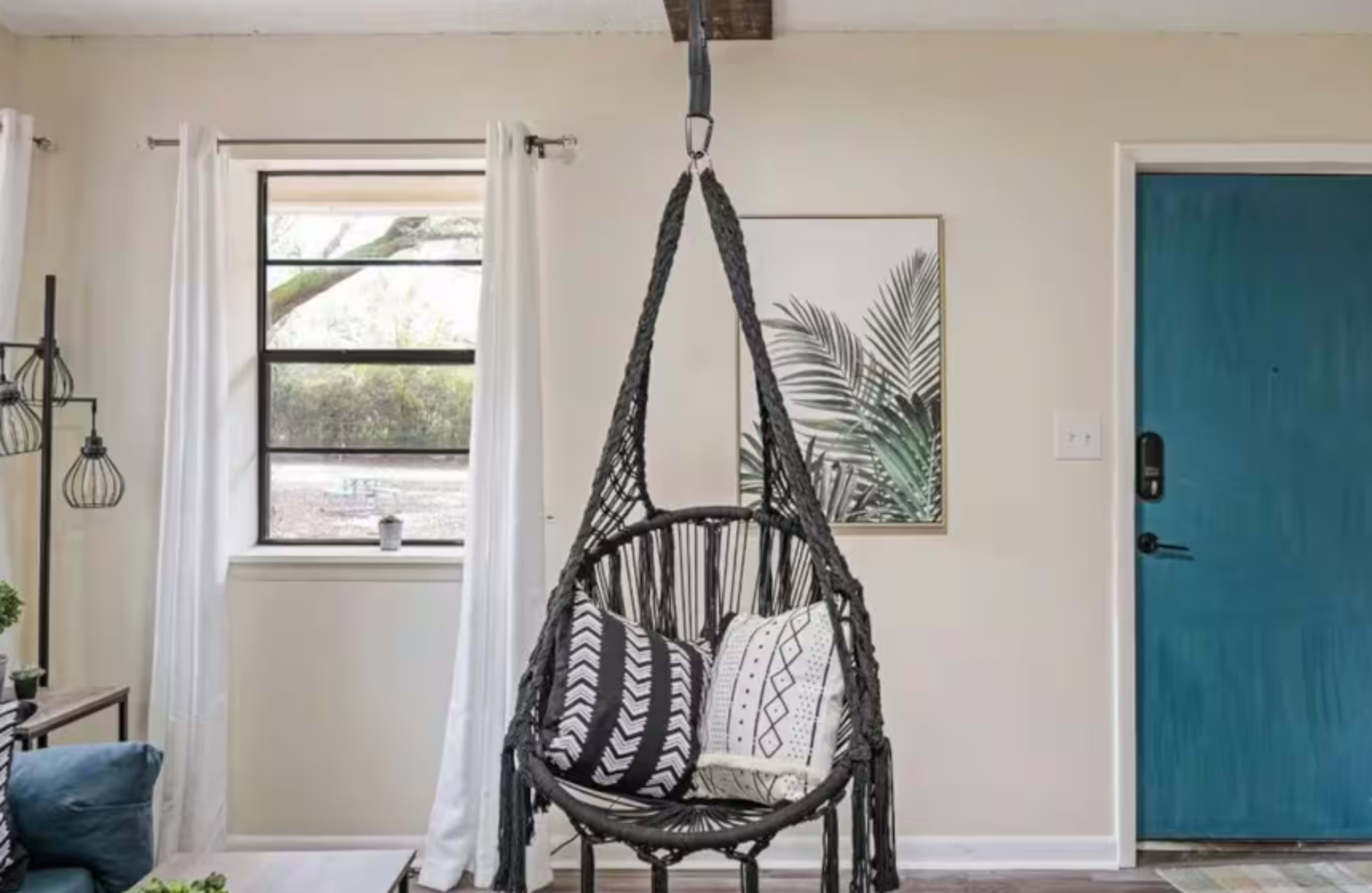 Sprawling Retreat, Six Dwelling Spaces, Private, Beautiful, Fully Furnished Image in Parish Heights, Pensacola, FL