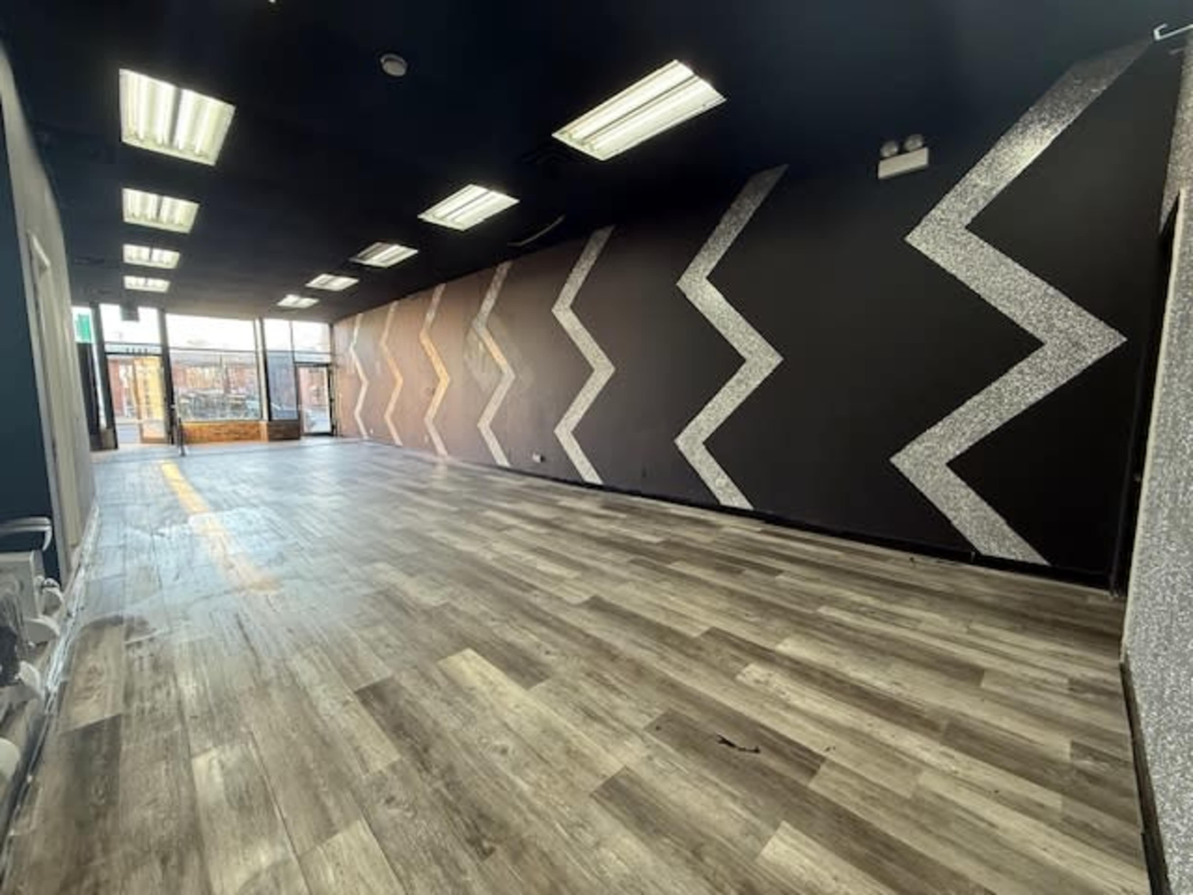 Urban Studio, Modern Black & Silver Event Space, Ideal for Parties, Dinners & Creative Events Image in South Side, Chicago, IL