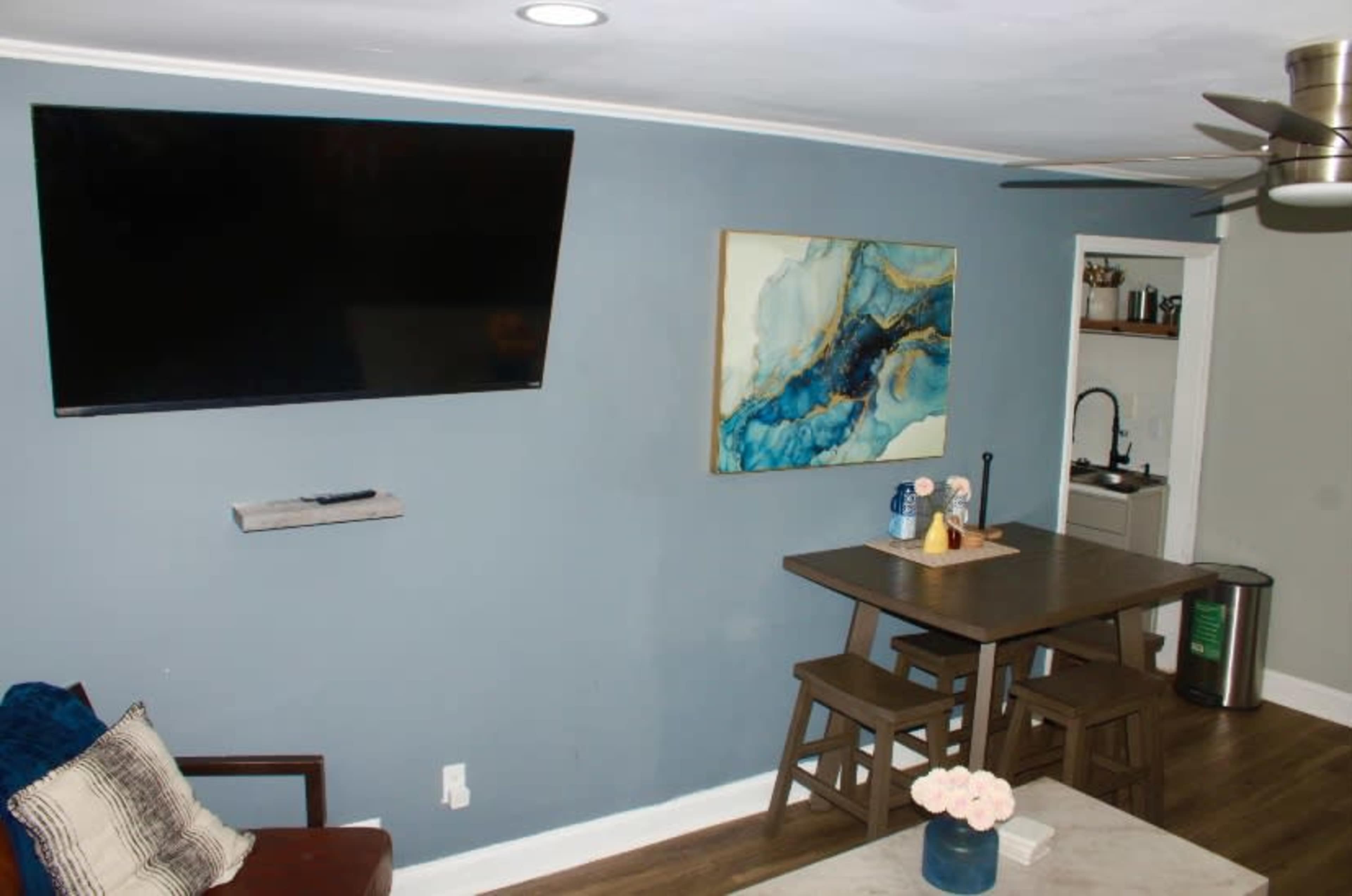 The Cutest Cottage Image in Cascade Road, Atlanta, GA