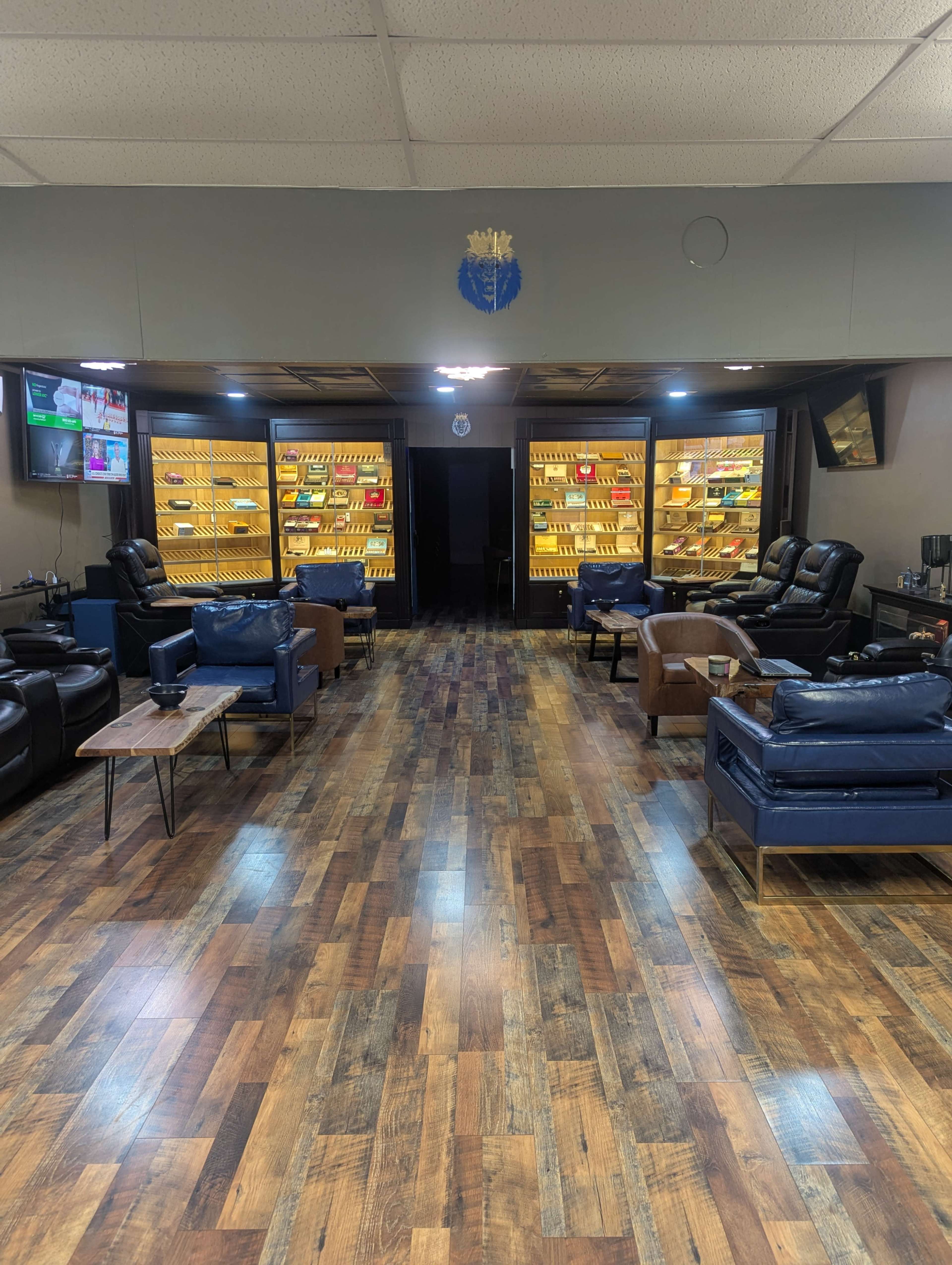 Kings Cigar Lounge Image in Hampton, Hampton, VA