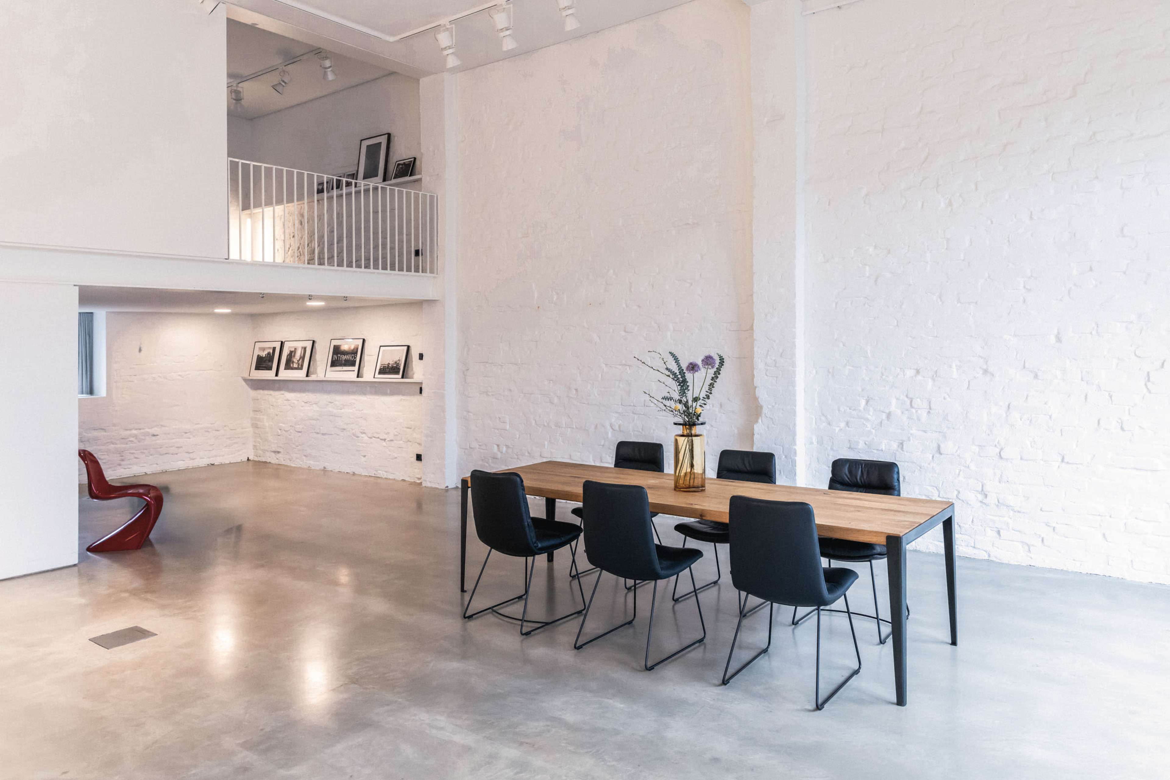 Unique Loft project space and by the Spree Image in Rummelsburg, Berlin