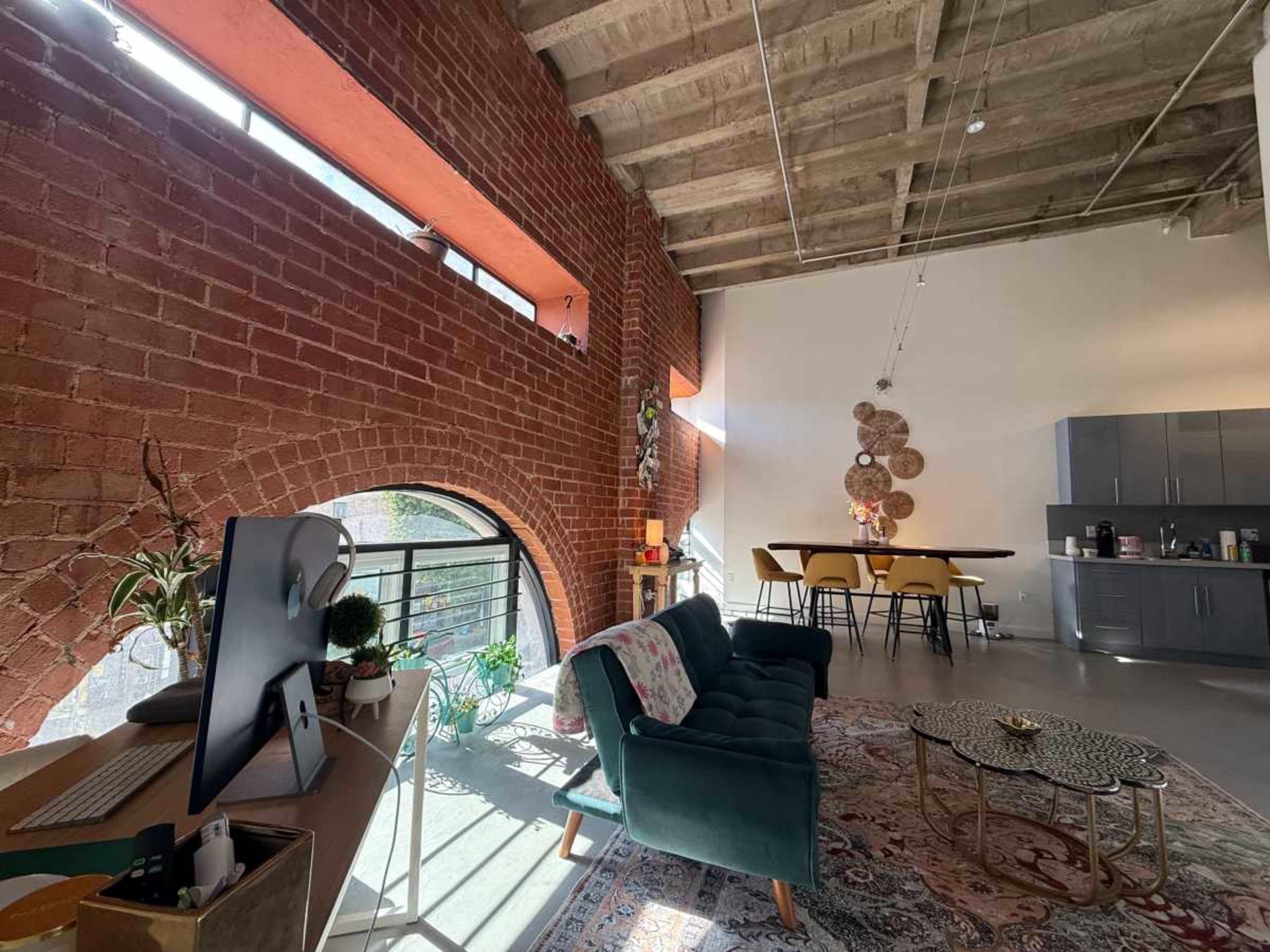 Goat Productions | Bright & Stylish Downtown LA Loft, Los Angeles, CA ...
