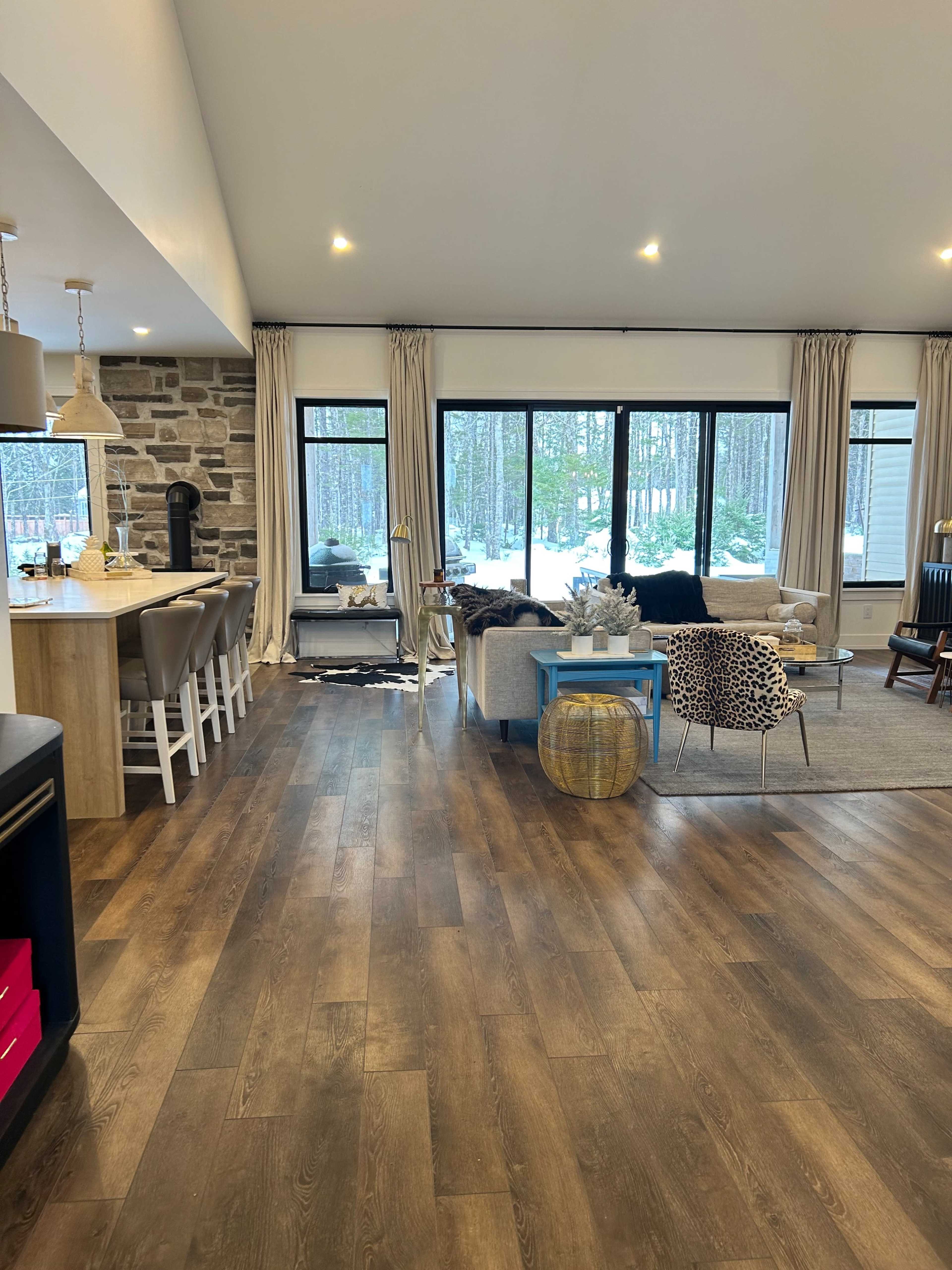 Farmhouse Modern Home Image in Uplands Park, Hammonds Plains, NS