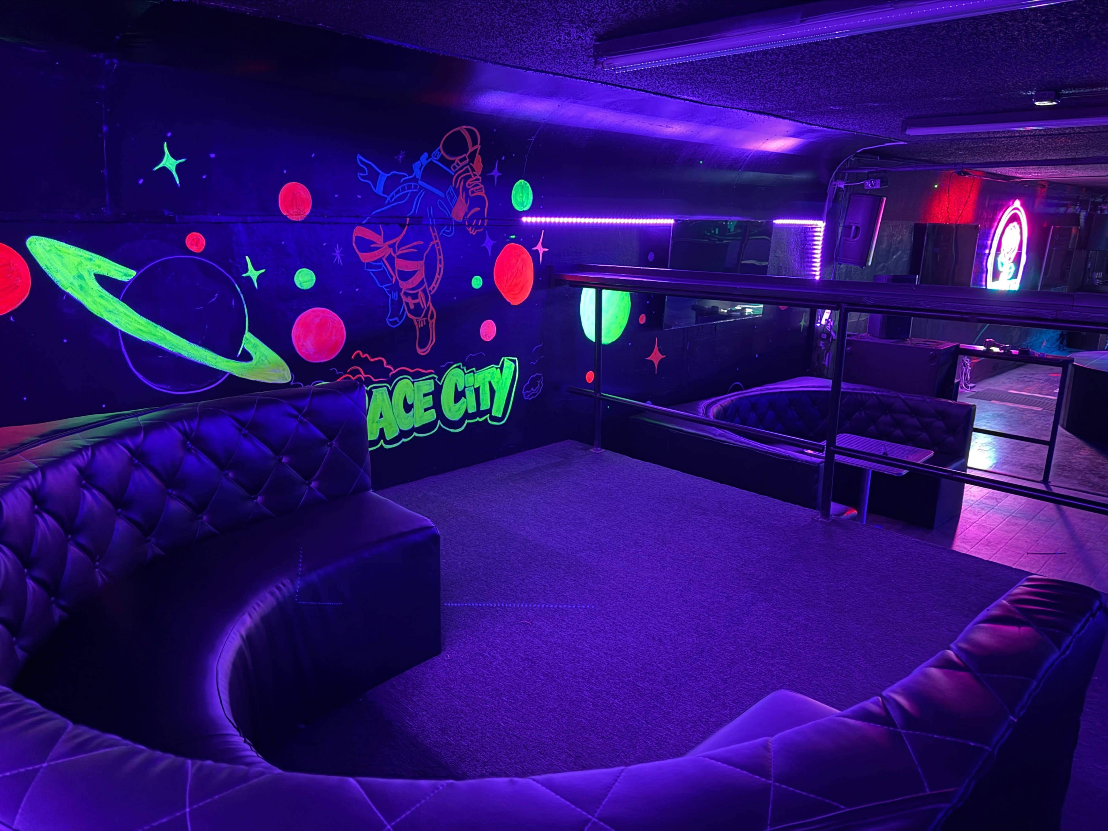 Neon Graffiti Night Club Image in Eastex-Jensen Area, Houston, TX