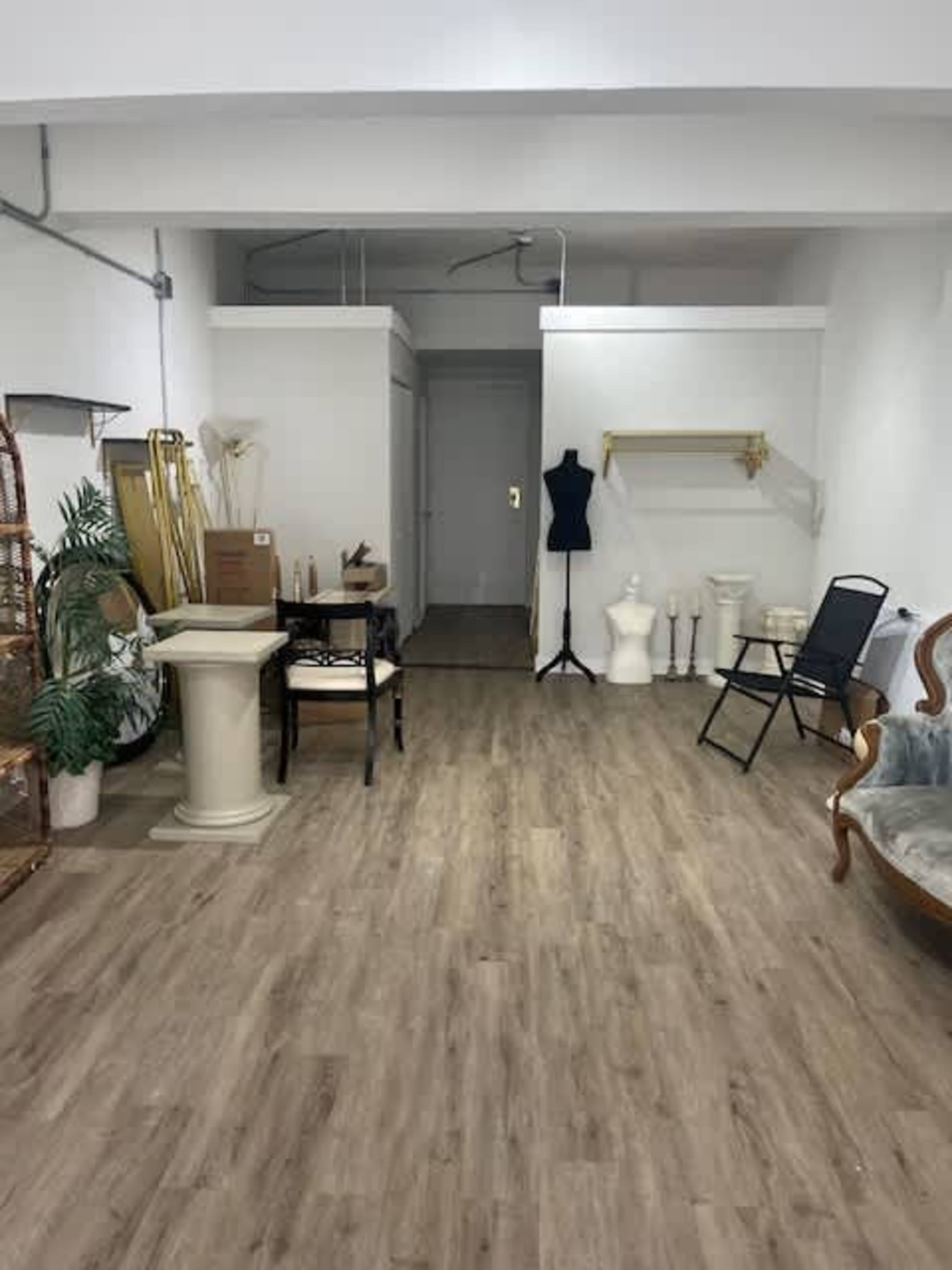 Lower East Side Gallery/Retail/Studio Space- White Box Image in Yankee Hill, Milwaukee, WI