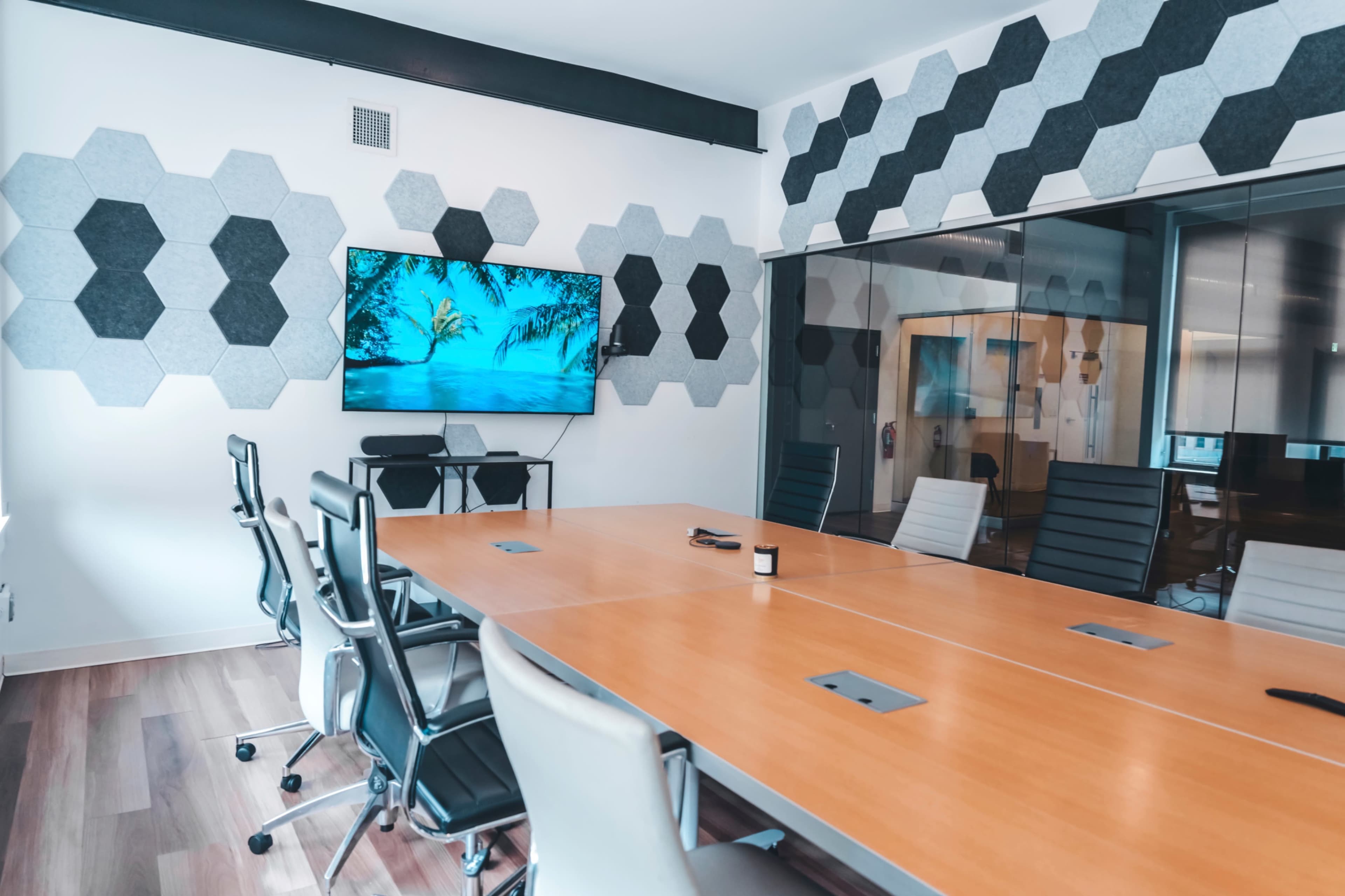 Downtown Conference Room Image in Downtown, Baltimore, MD