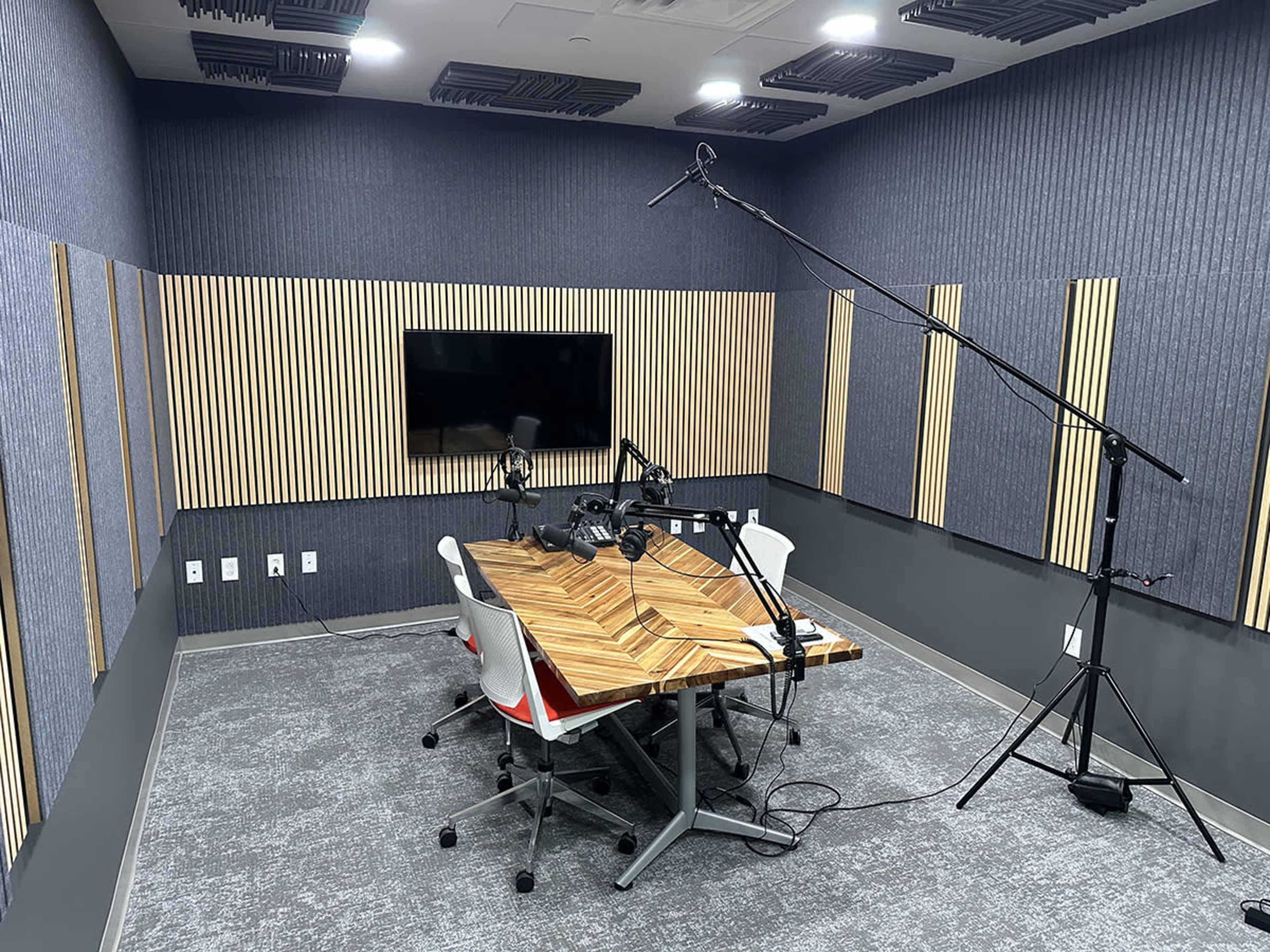 Podcast Studio Image in Brentwood, Brentwood, TN