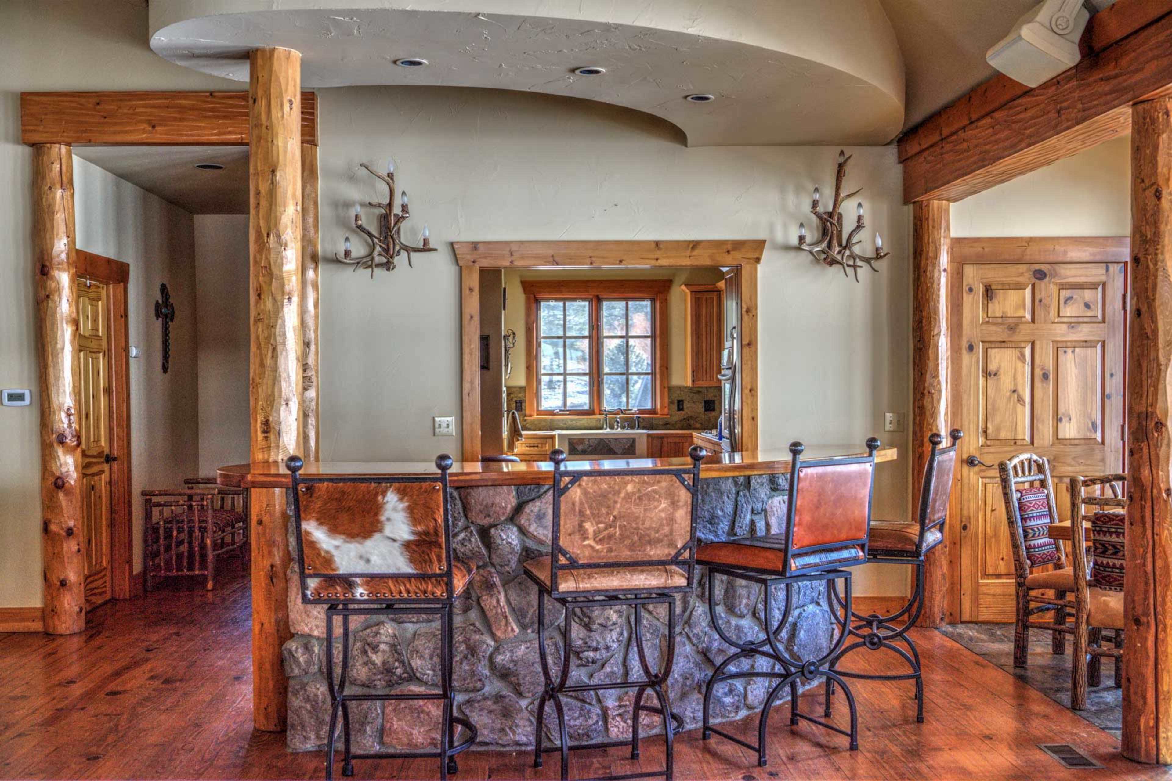 Luxury Lodge in the Mountains of Beautiful Evergreen Image in Kerr Gulch, Evergreen, CO