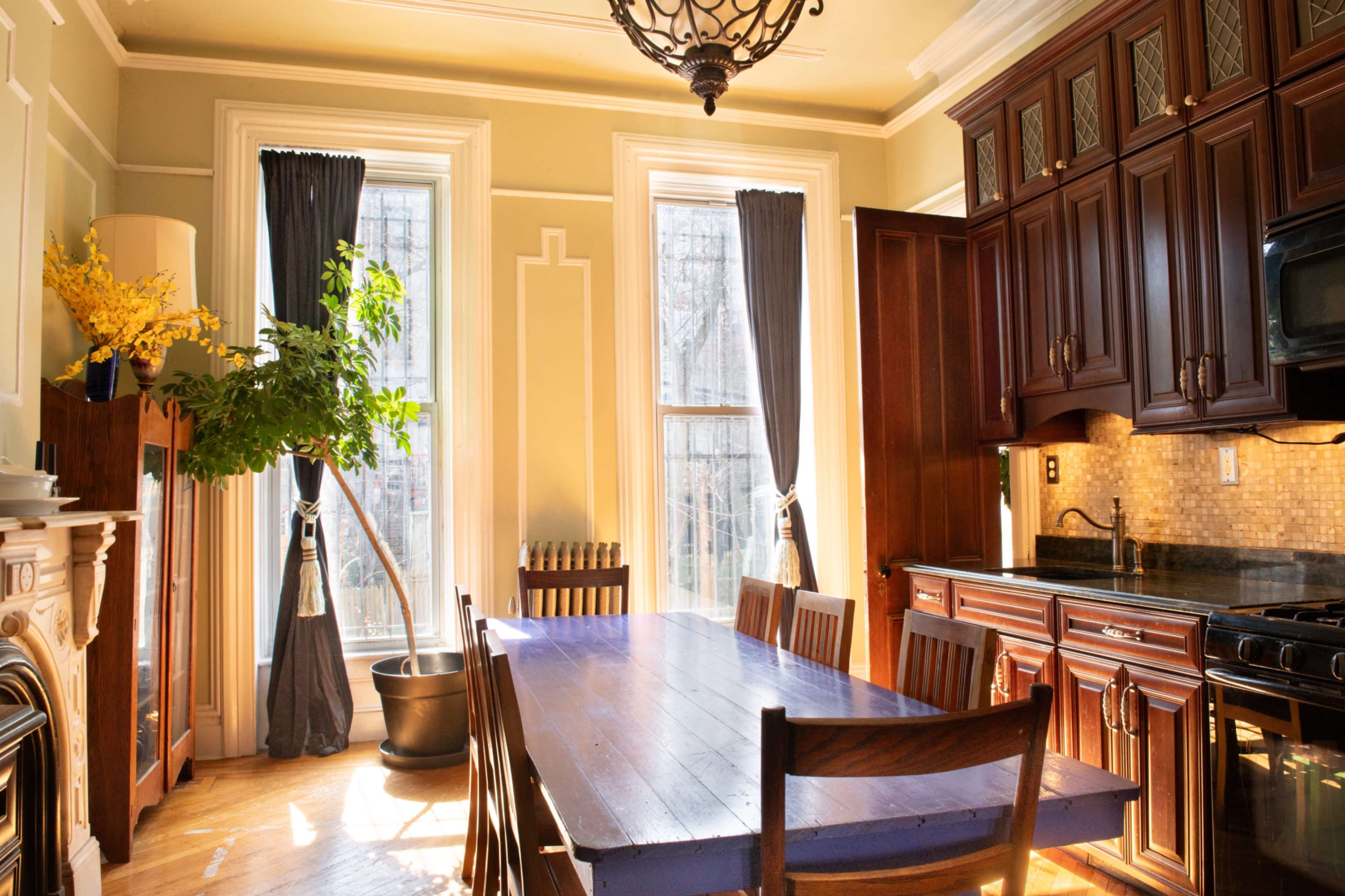 Elegant Victorian Brownstone In Prime Brooklyn Neighborhood Image in Bedford-Stuyvesant, Brooklyn, NY