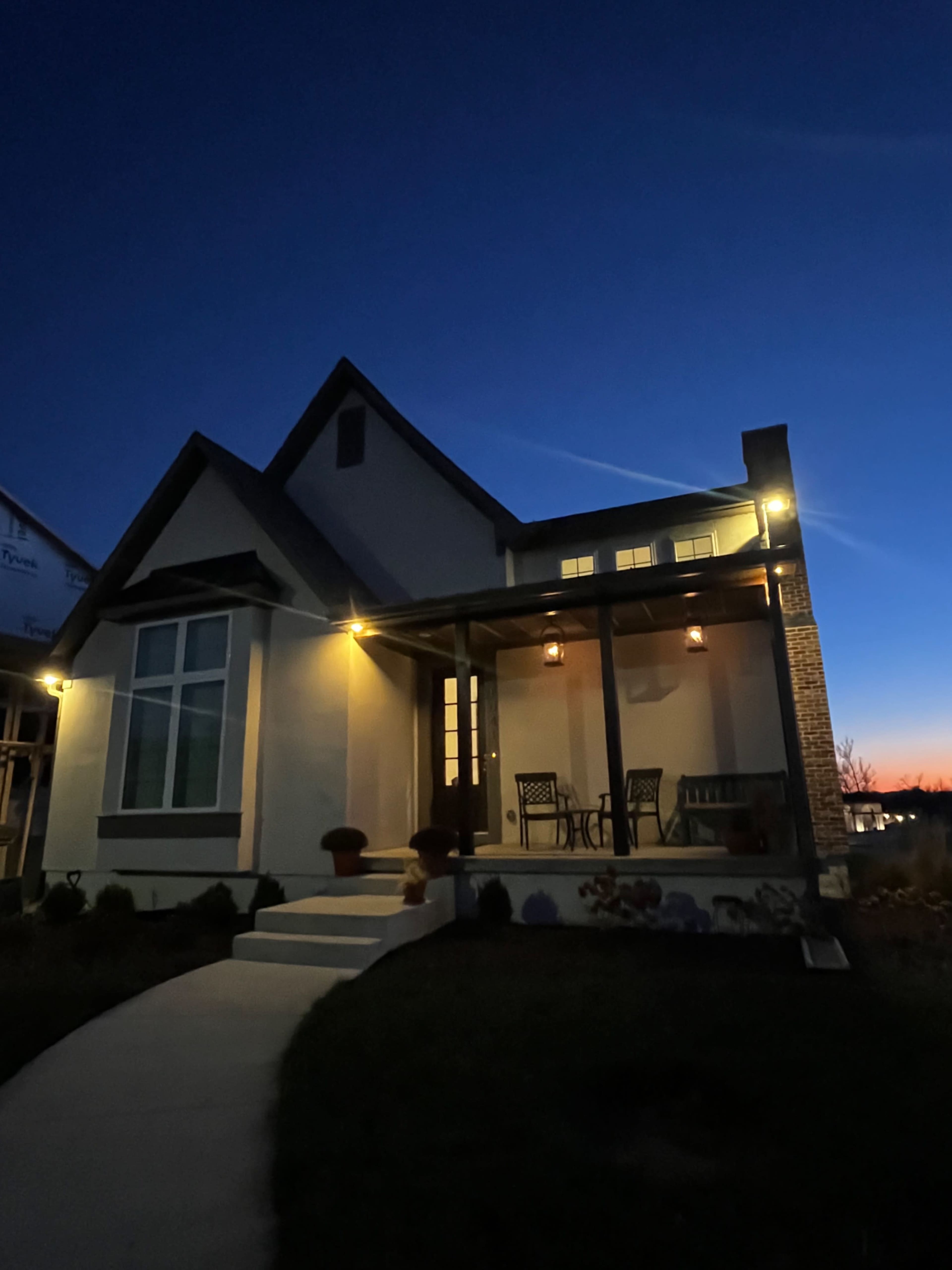 Luxurious Waterview Corner-Lot Home with Rooftop Deck & Historic Views – Ideal for Film, Events & Cooking Shows Image in Prairie Township, Lee's Summit, MO