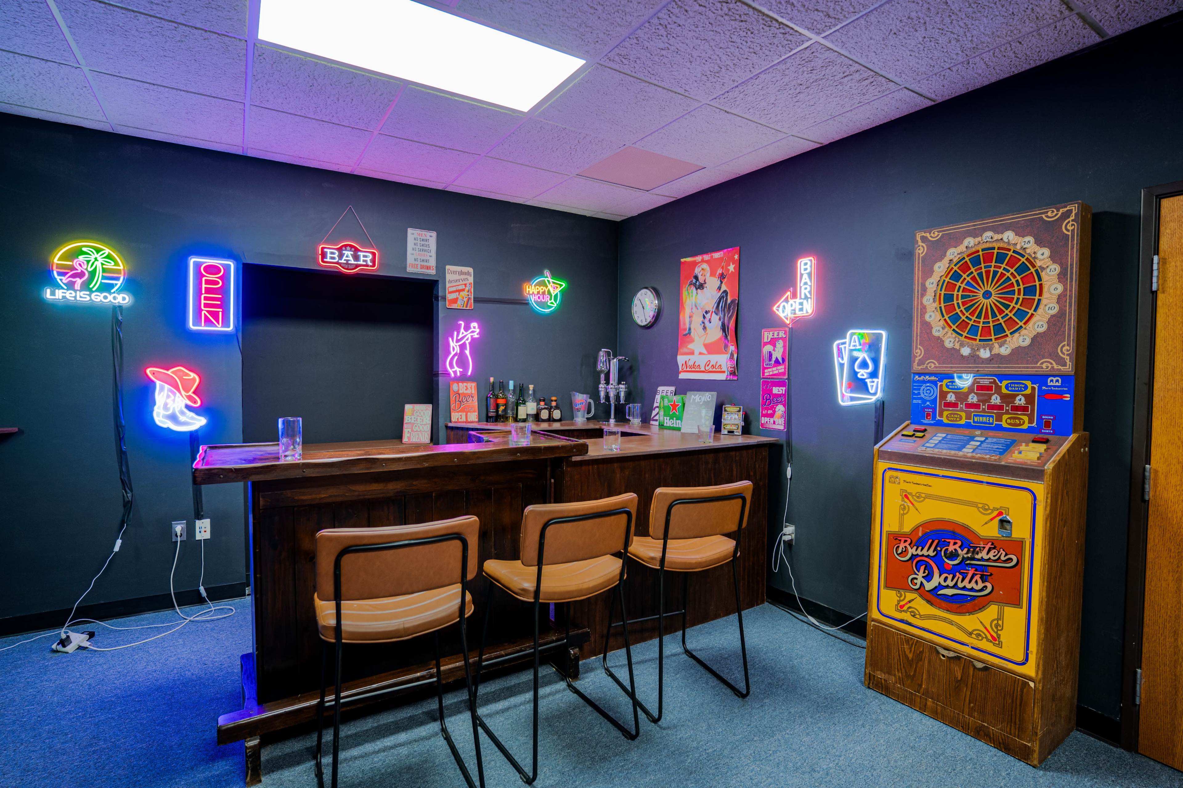 Bar/Casino Video Set Image in Fairfield, Fairfield, NJ