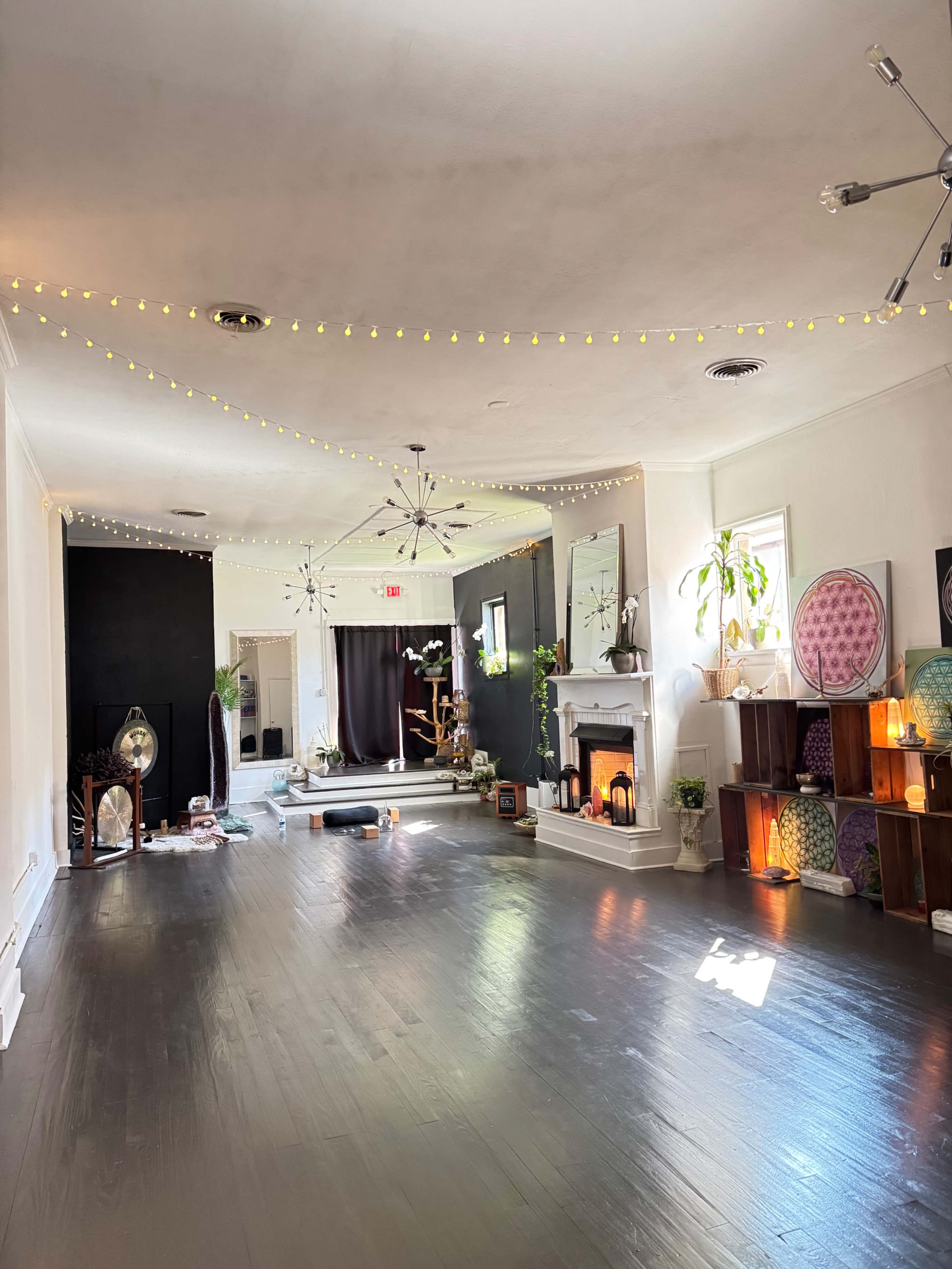 Bright and Peaceful Event Space Image in Lakewood, Old Hickory, TN