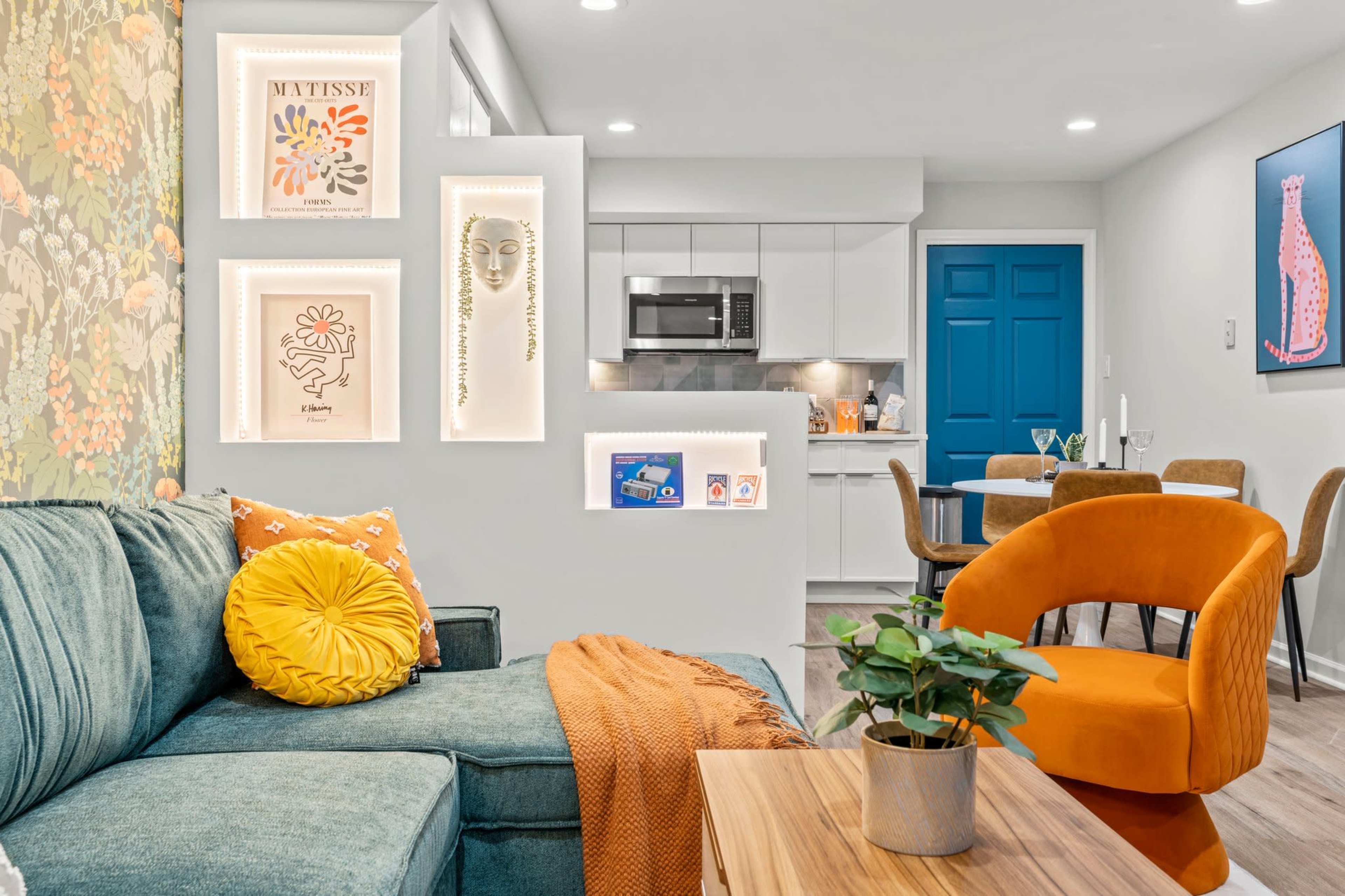 Stylish 1BR/2BA Old City Condo Near Liberty Bell Image in Center City, Philadelphia, PA