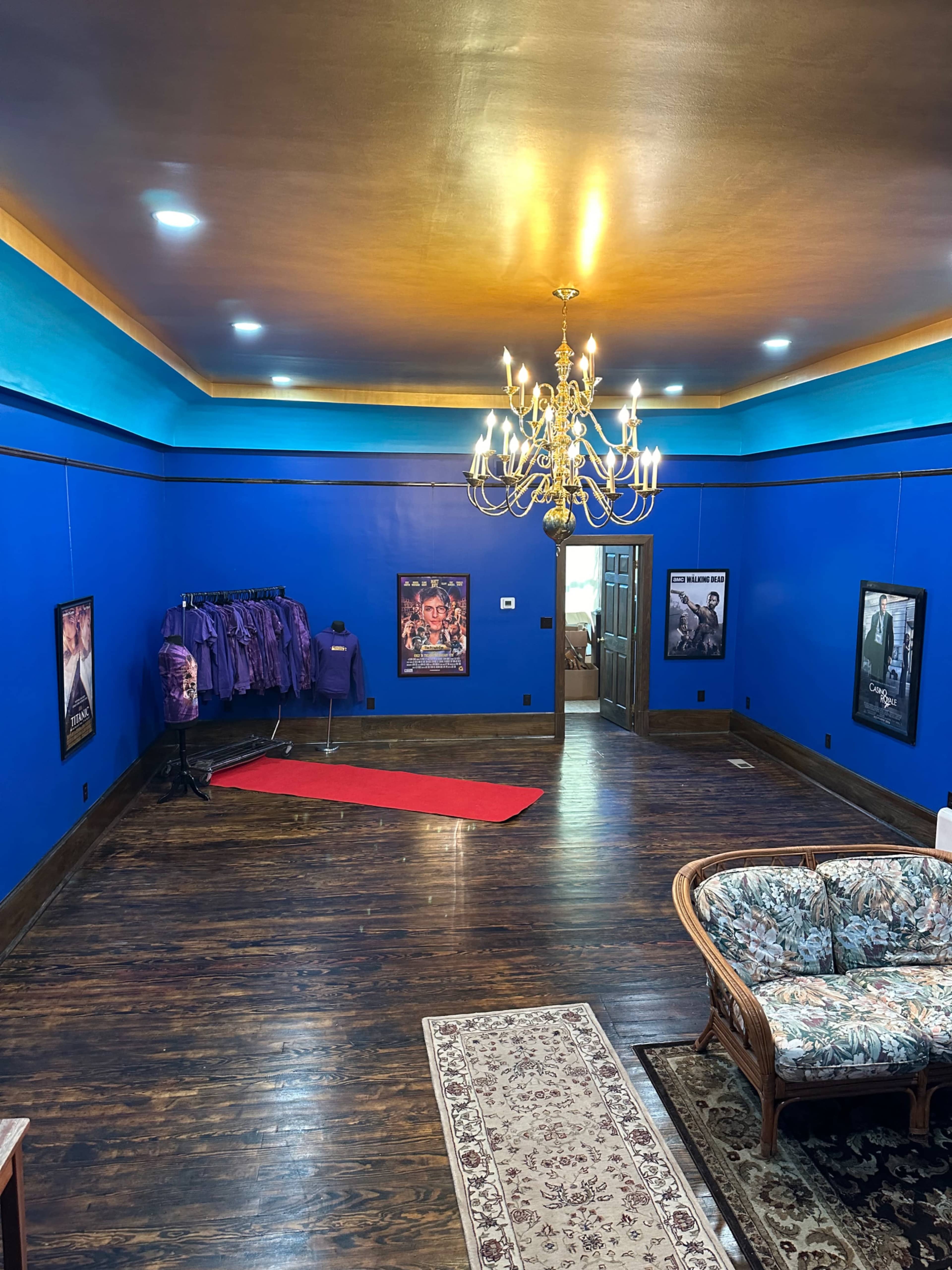 Storefront Office with view of the Village Square Image in Glendale, Cincinnati, OH