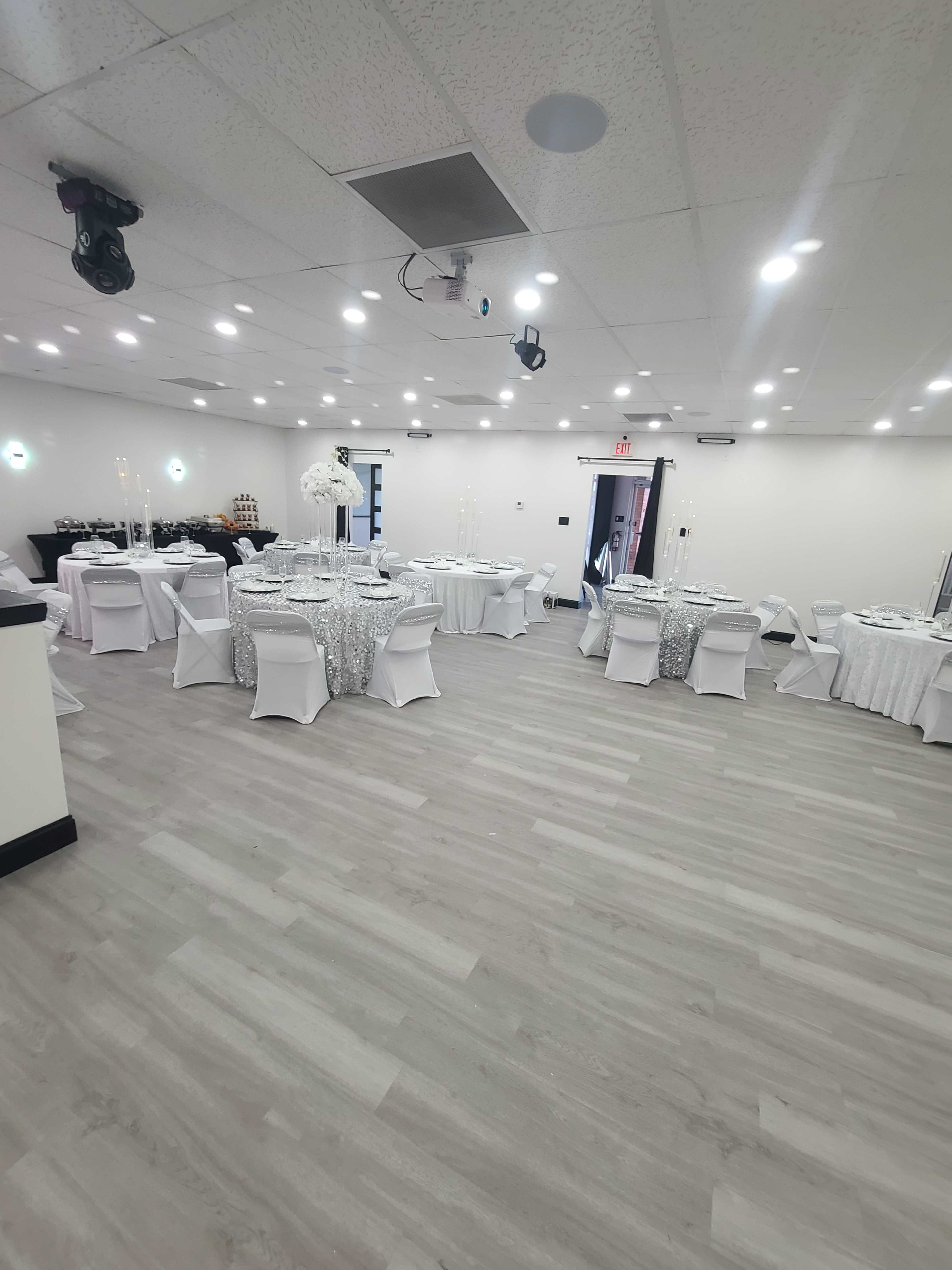 Home away from home. newly renovated comfortable space in Cordova Image in Cordova, Cordova, TN