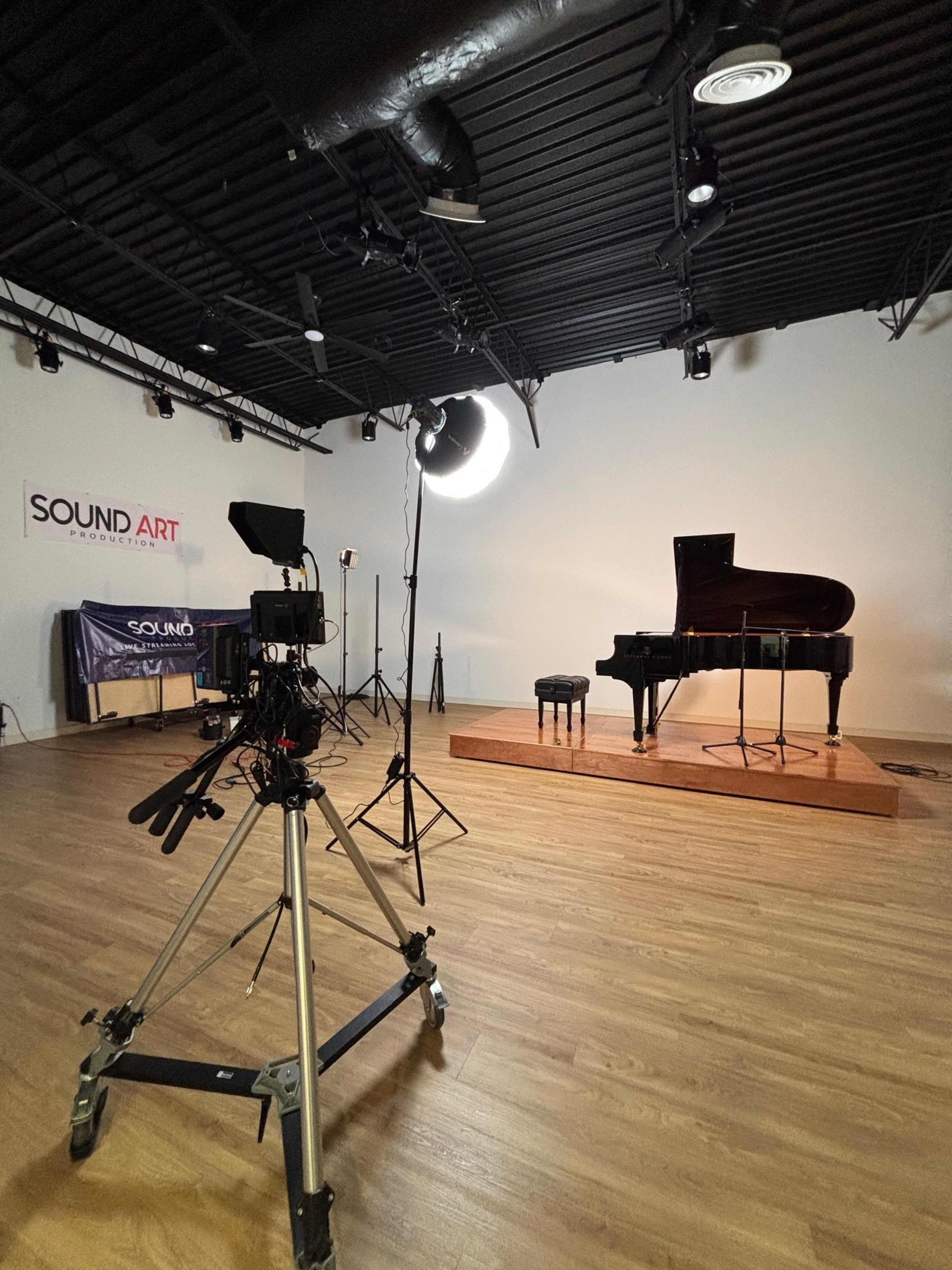 Creative Studio - Video Production Image in Gwinnett Place, Duluth, GA