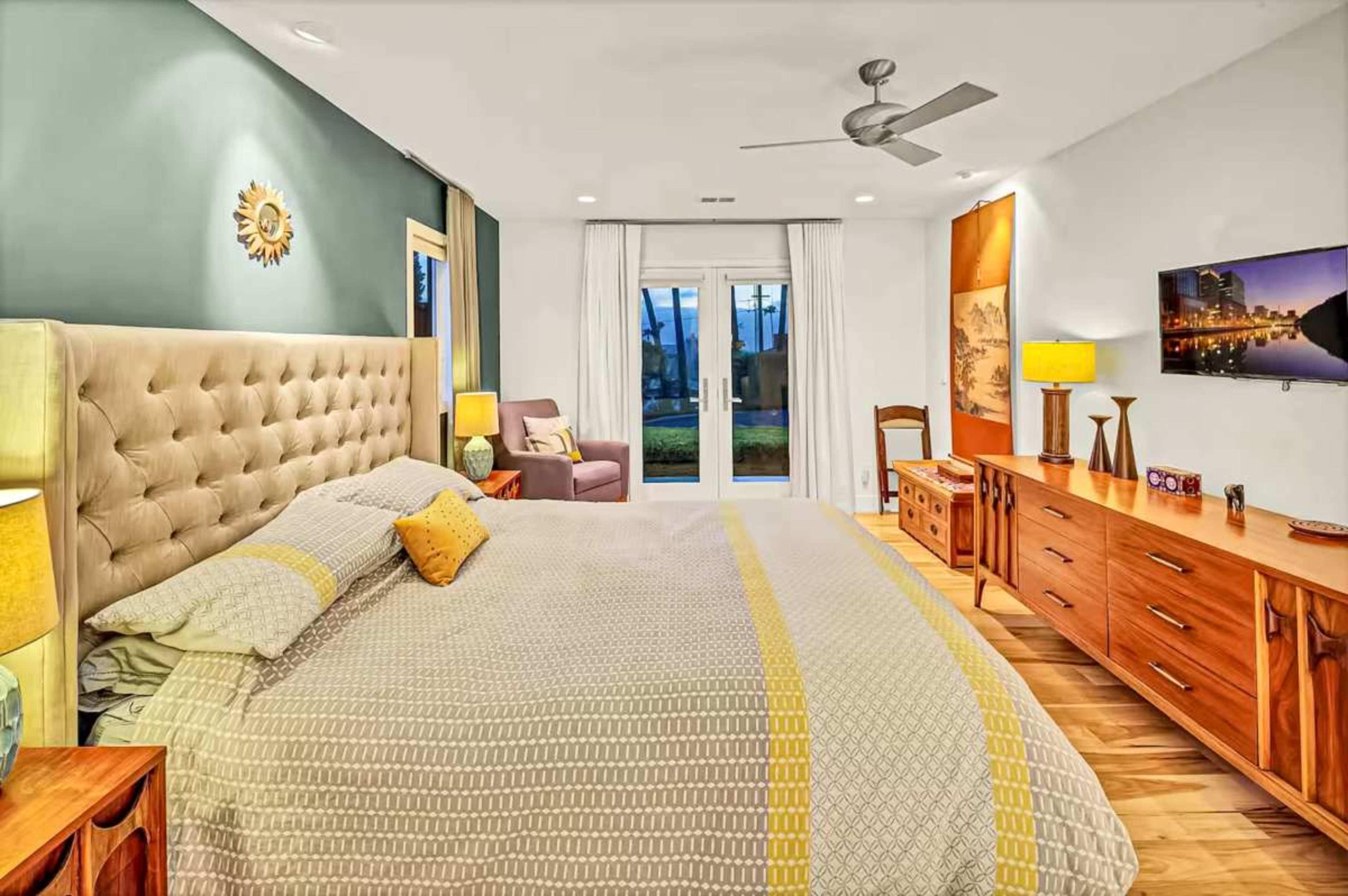 Coastal Encinitas Bungalow — Bright, Stylish & Perfect for Shoots Image in Leucadia, encinitas, CA