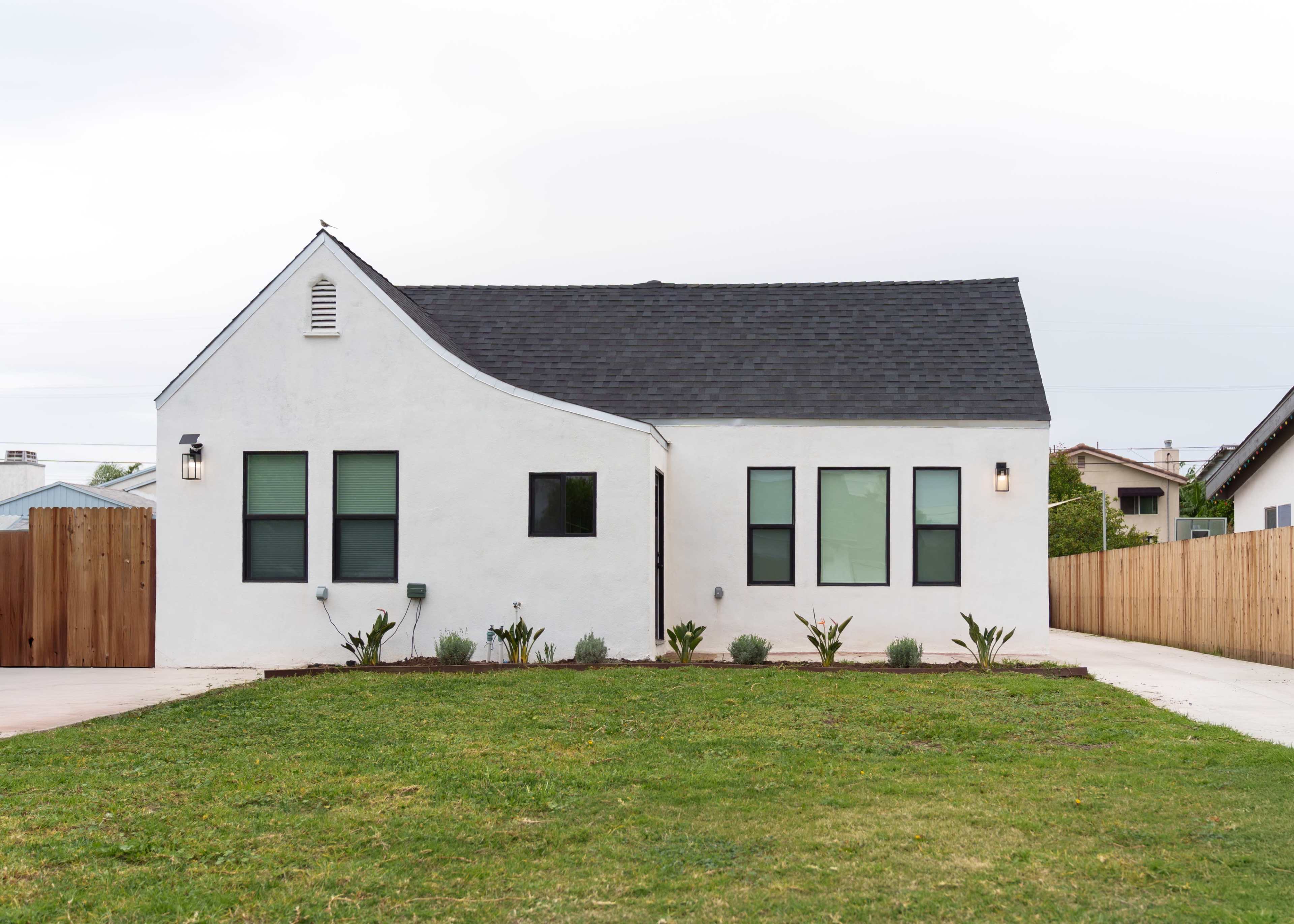 Charming 1920s SoCal Cottage with Orange Grove Image in Mission Hills, Los Angeles, CA