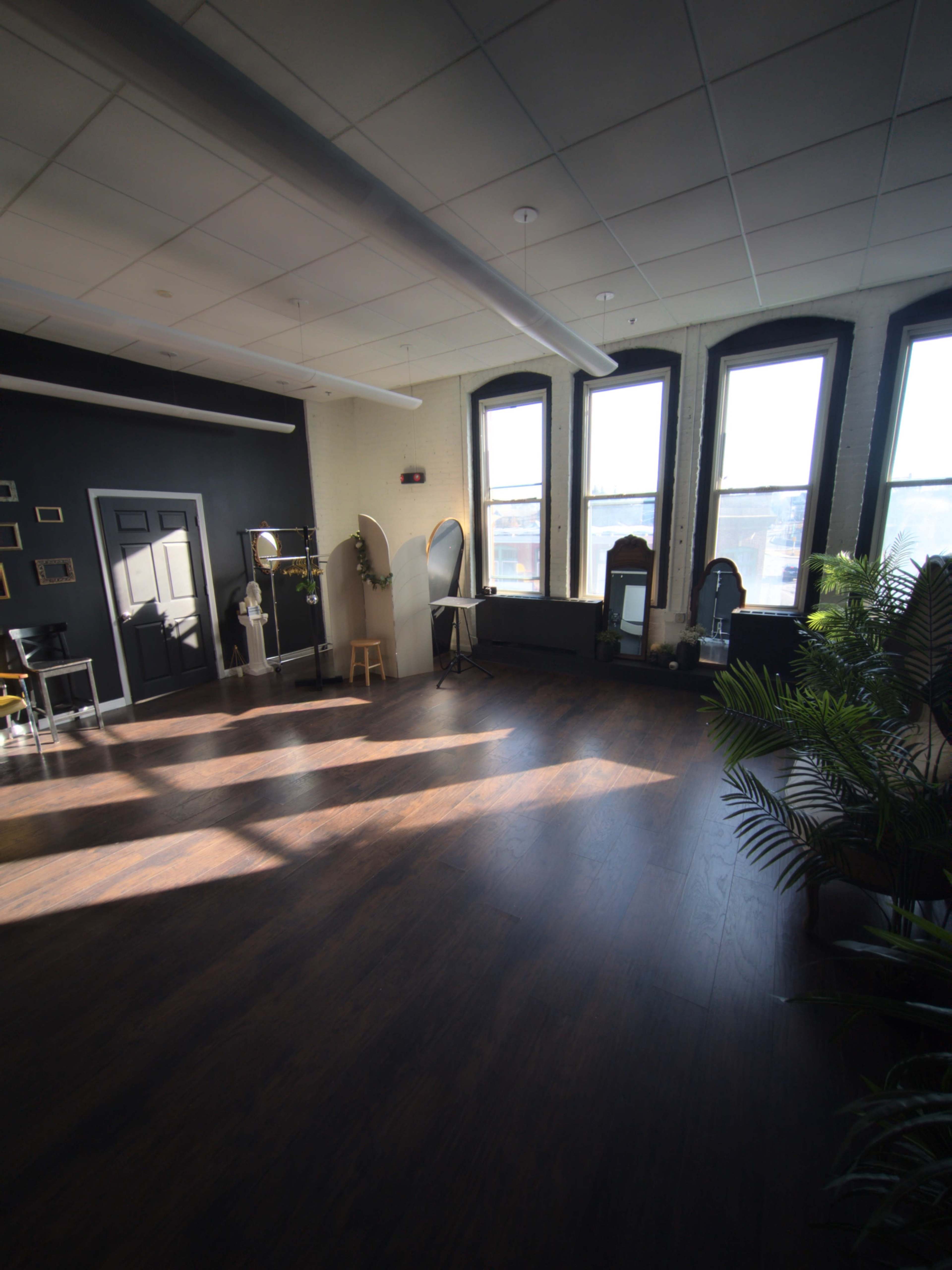 Spacious Downtown Photo Studio with Big Windows and a Lot of Natural Light Image in Pawtucket, Pawtucket, RI