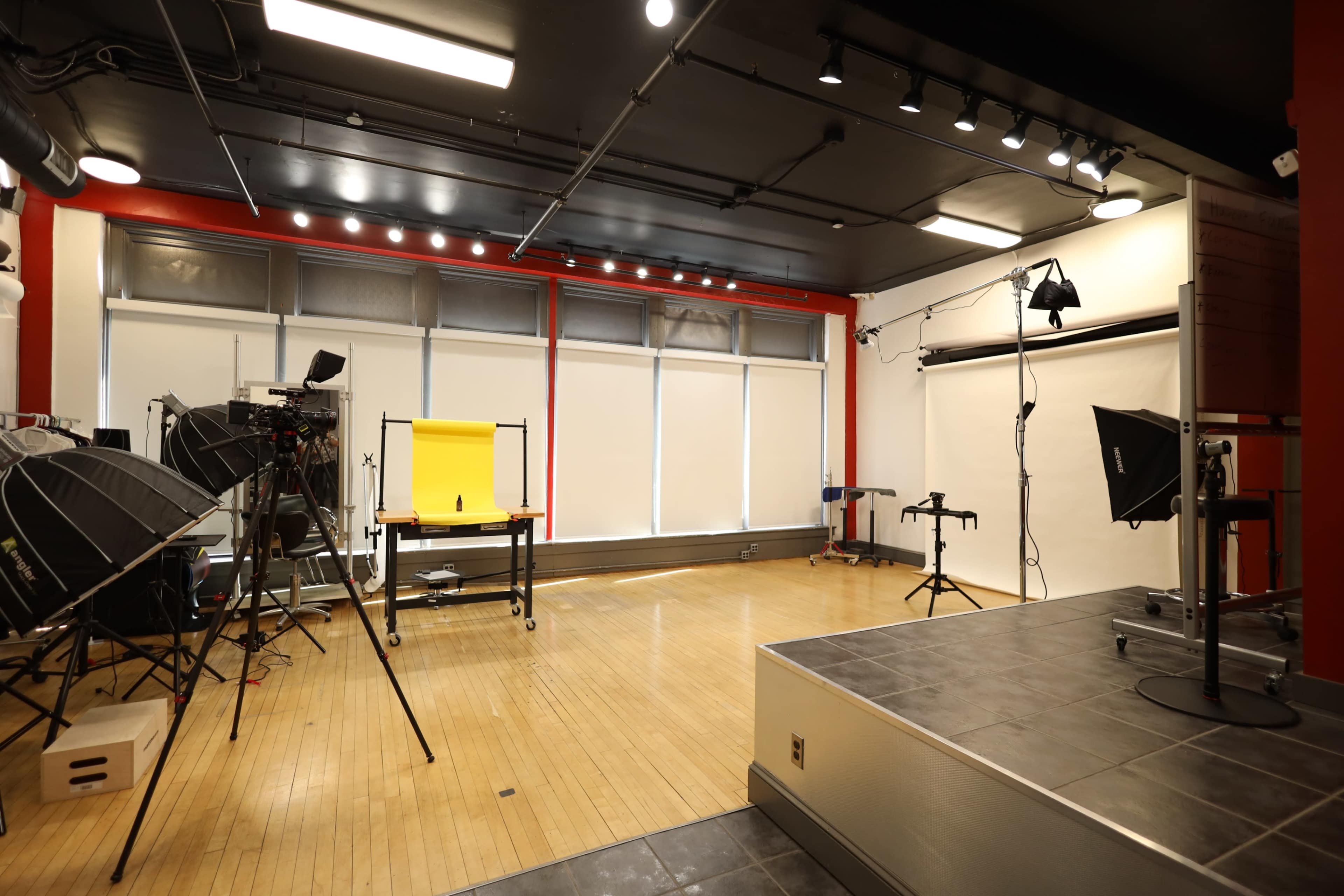 Luxury Media Studio: Perfect for High-End Productions, Photo Shoots, and Content Creation Image in New Brunswick, New Brunswick, NJ