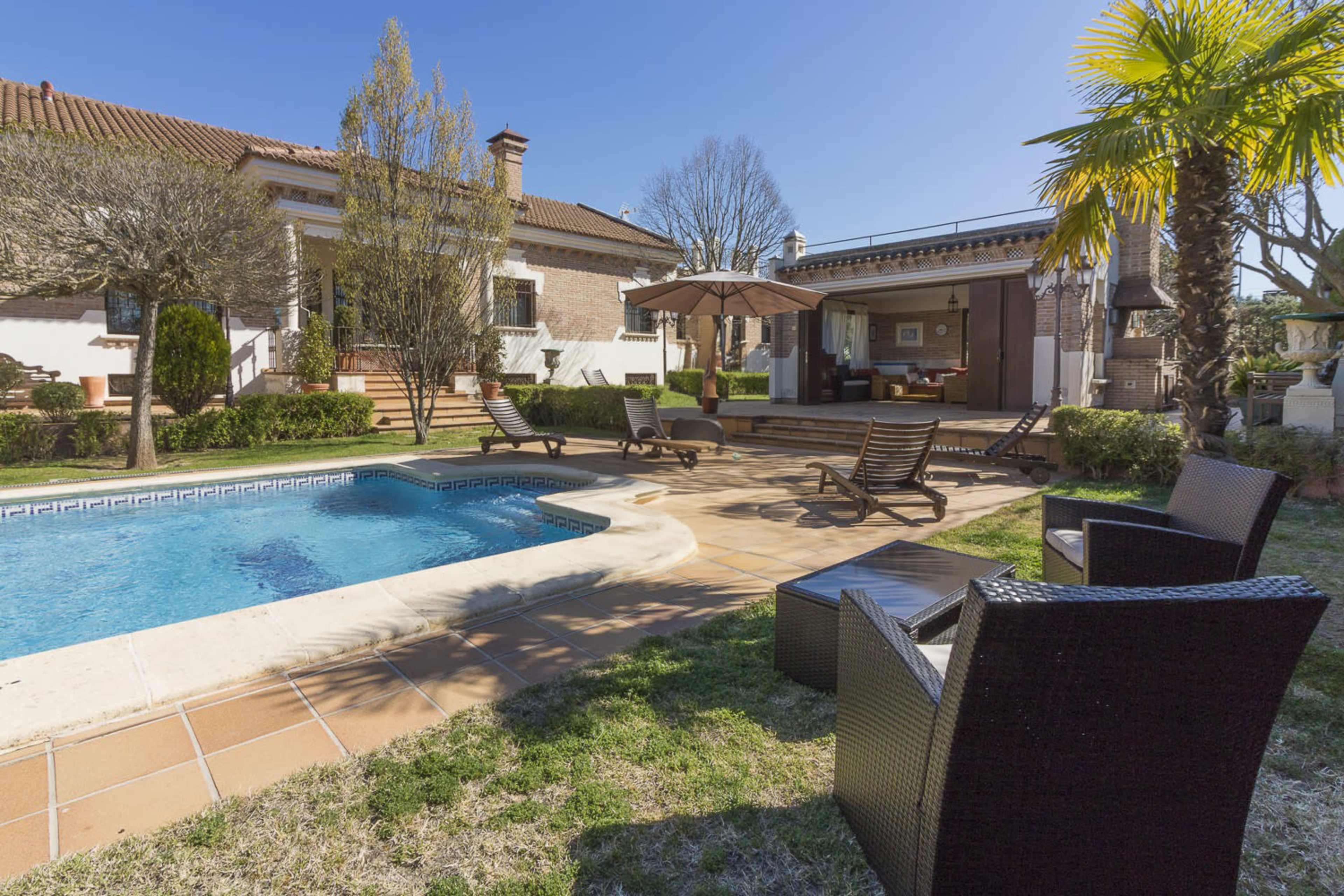 Finca de 5000 m² en Eurovillas ideal para rodajes y eventos Image in , Nuevo Baztán, M