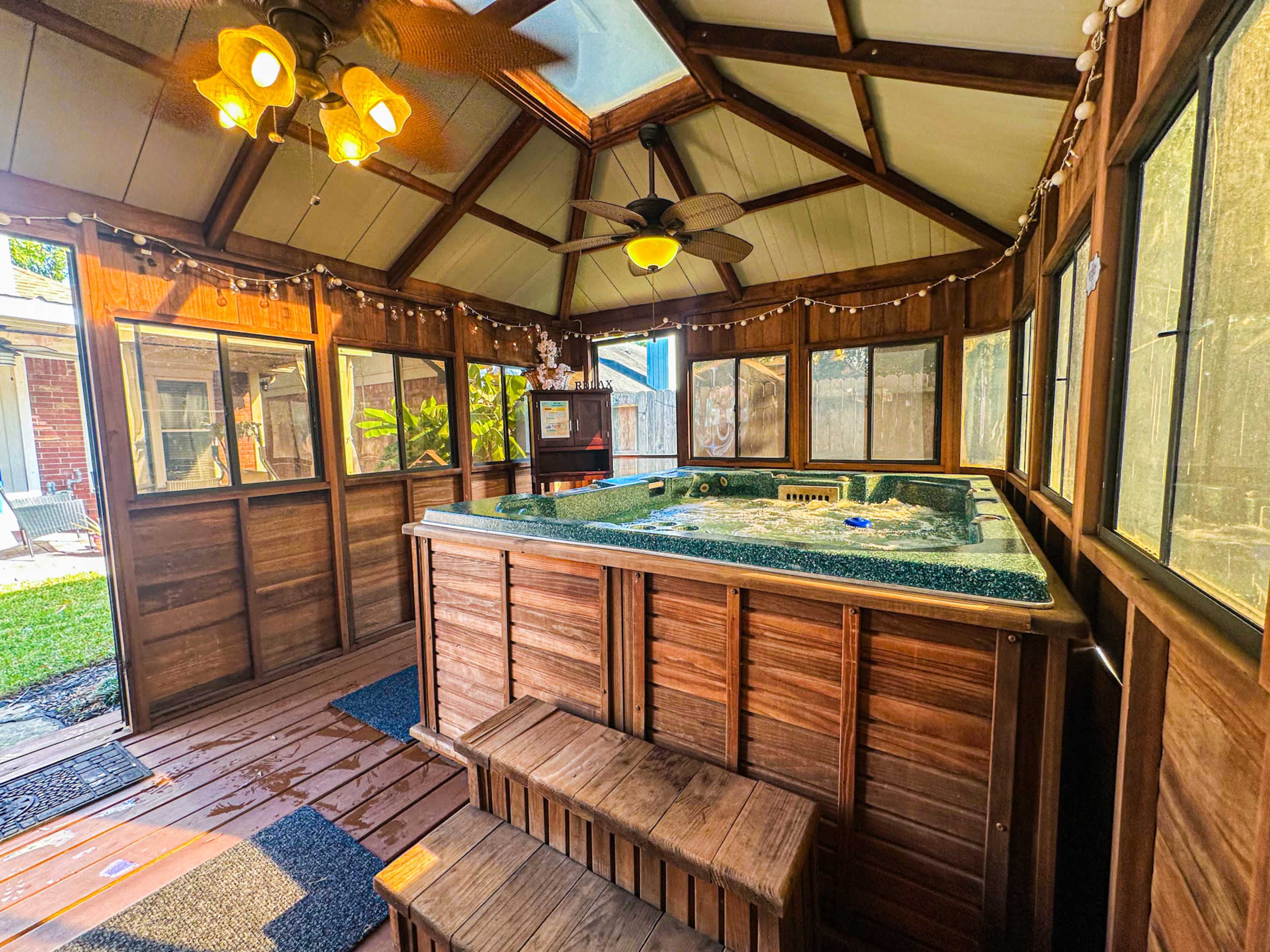 Full House with private jacuzzi close to IAH Image in Atascocita South, Humble, TX