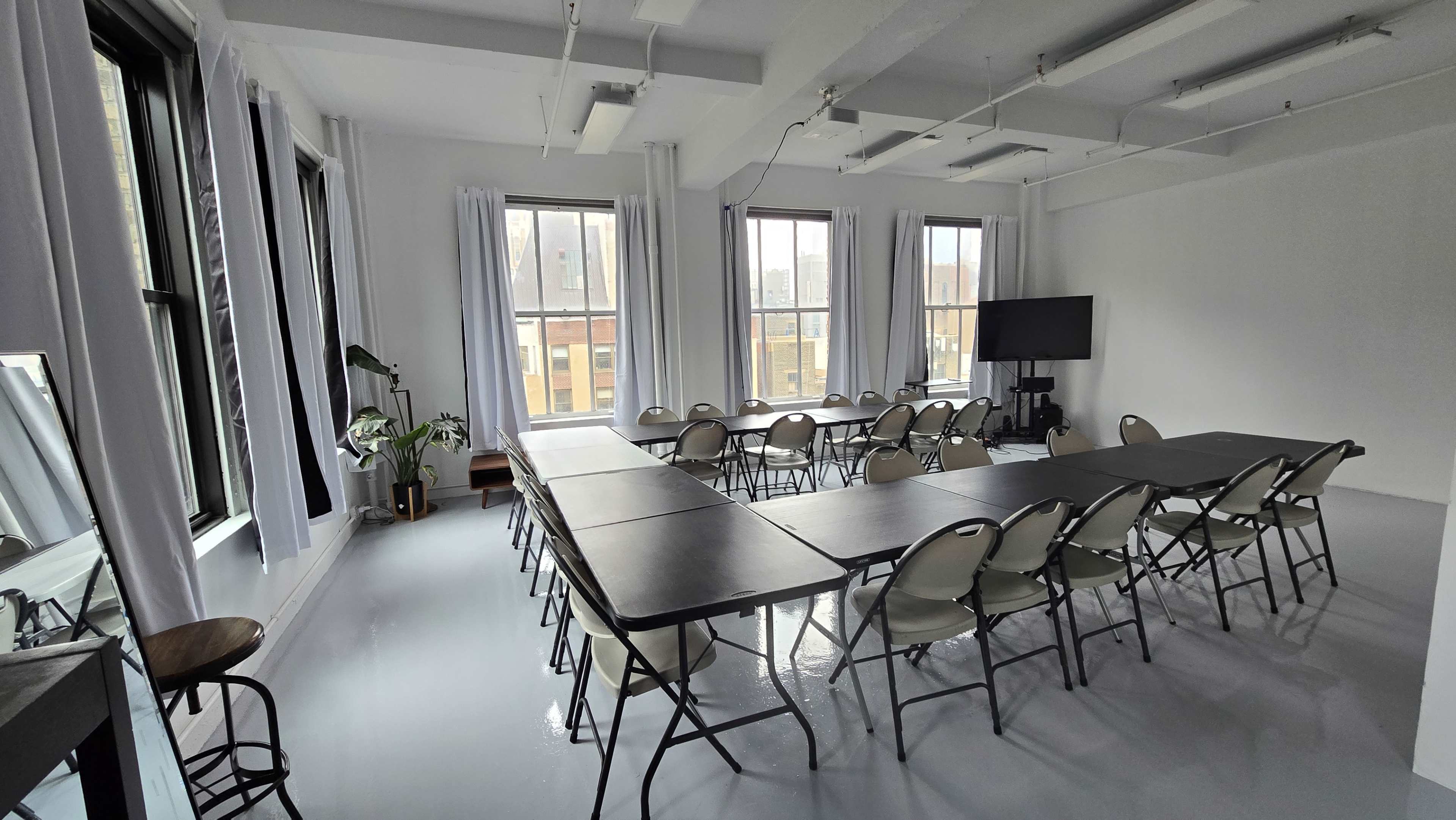 Meeting, workshop space with landmark views Image in Midtown Manhattan, New York, NY