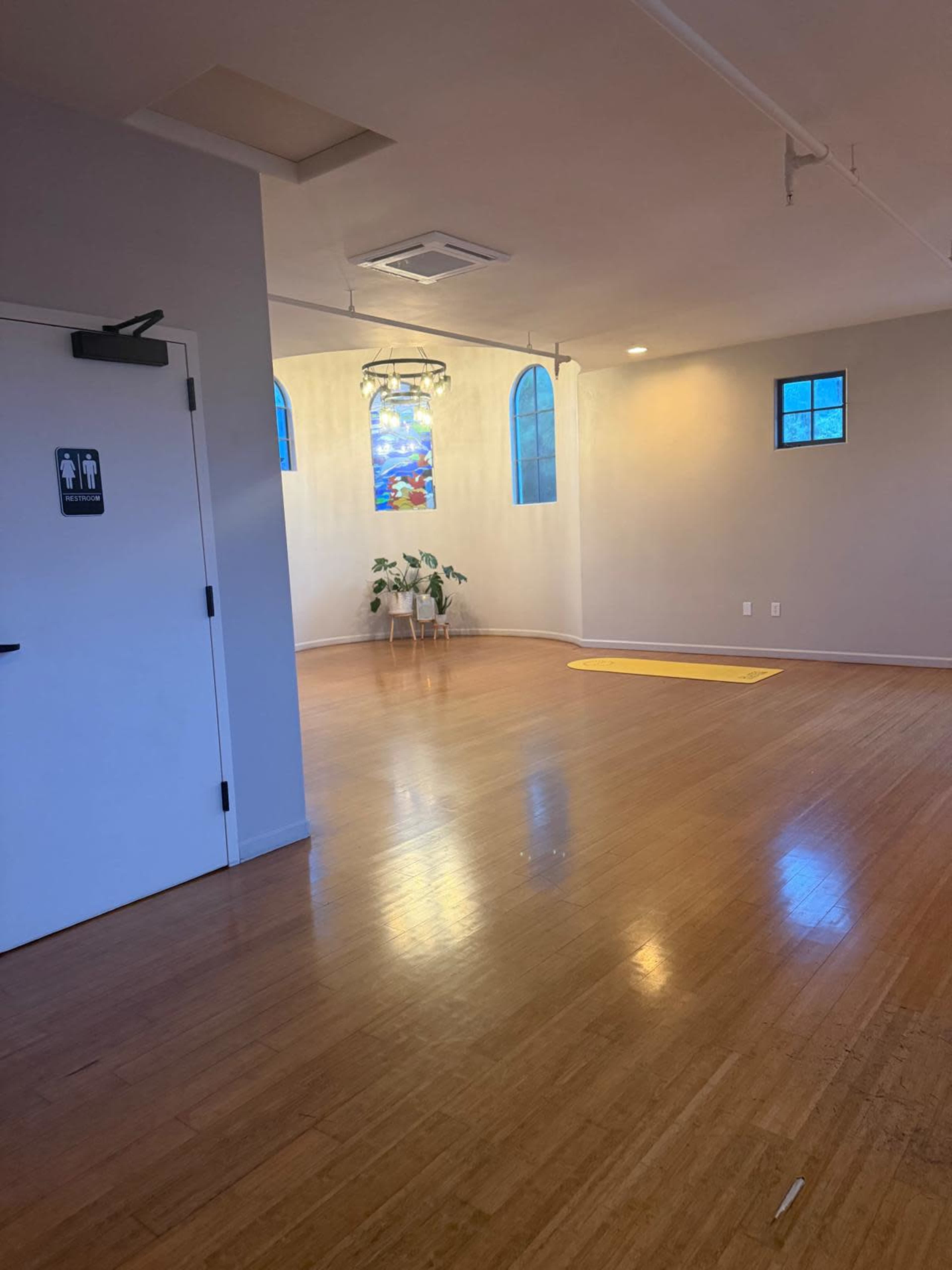 Bright, Boutique Wellness Studio in Santa Barbara’s Mesa Image in West Mesa, Santa Barbara, CA