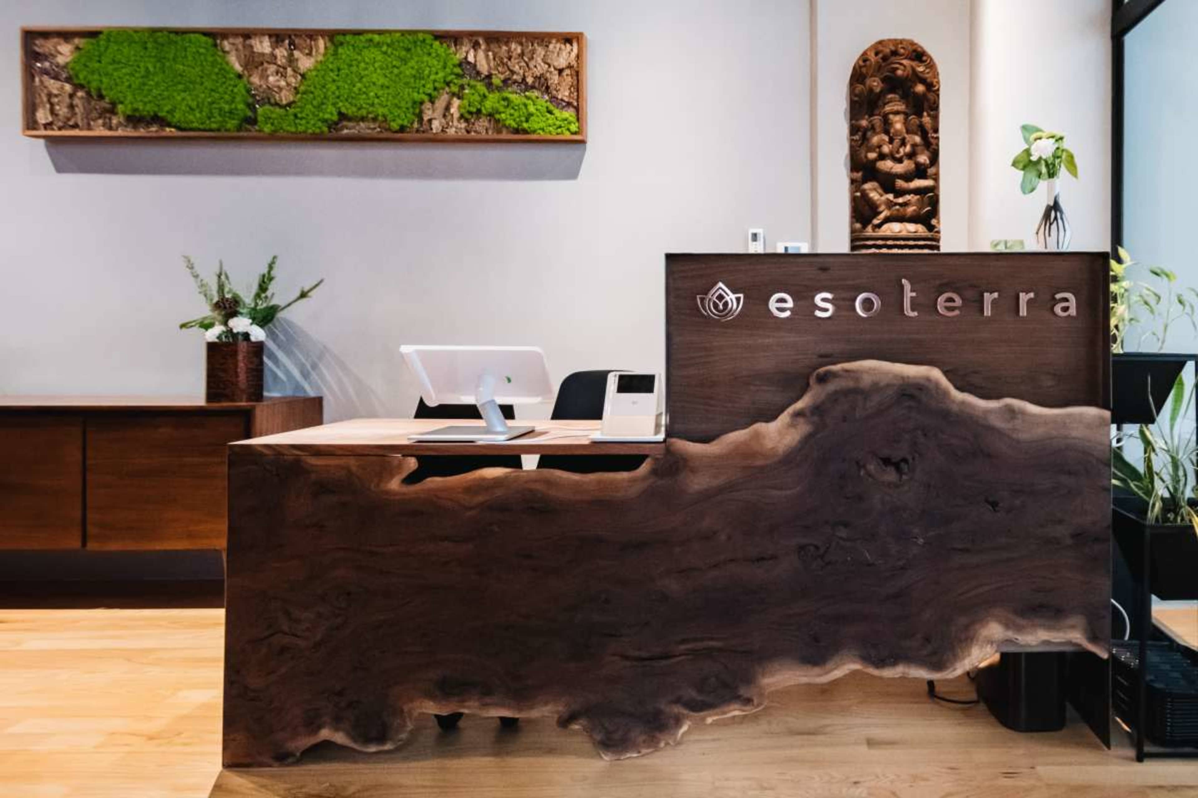 Intimate Salt Cave for Wellness, Meditation & Healing Sessions Image in Midtown Manhattan, New York, NY