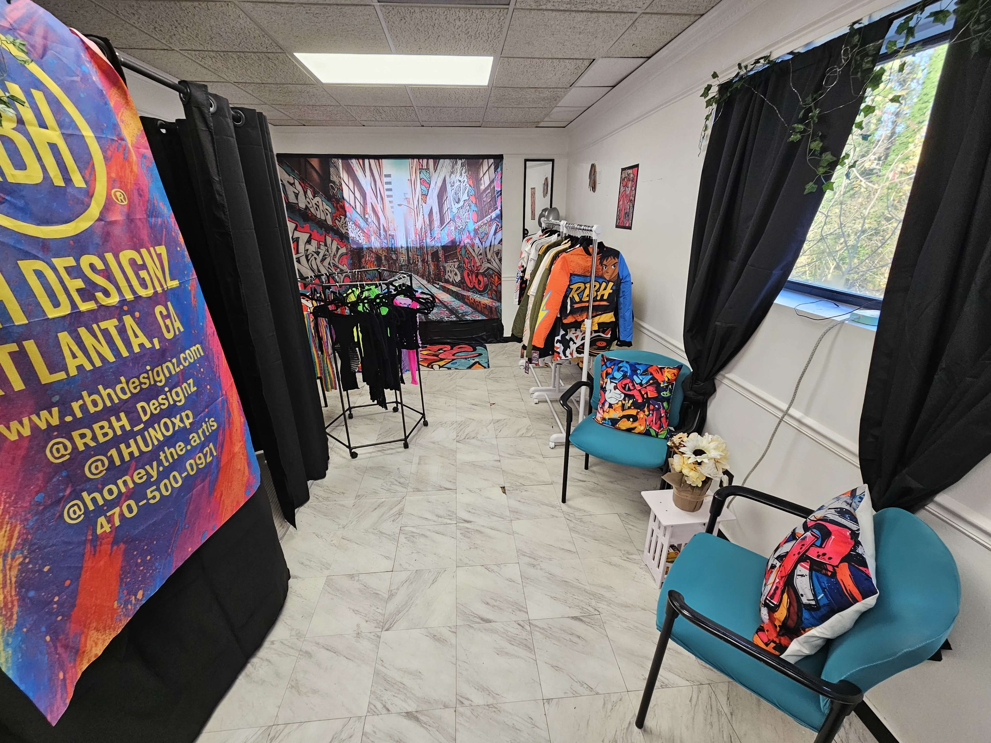 Versatile Atlanta-Area Creative Studio for Shoots, Content and Intimate Events Image in , Hiram, GA