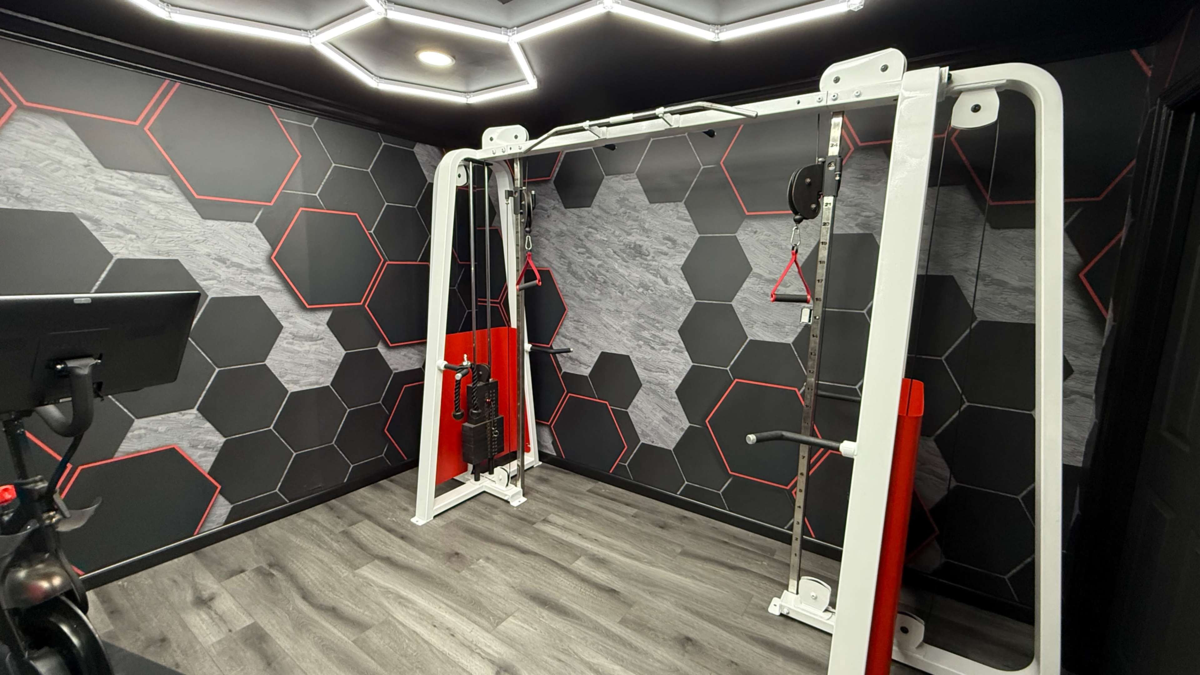 Luxury Gym / Fitness Studio for Content Creators and Influencers Image in Babylon, Deer Park, NY
