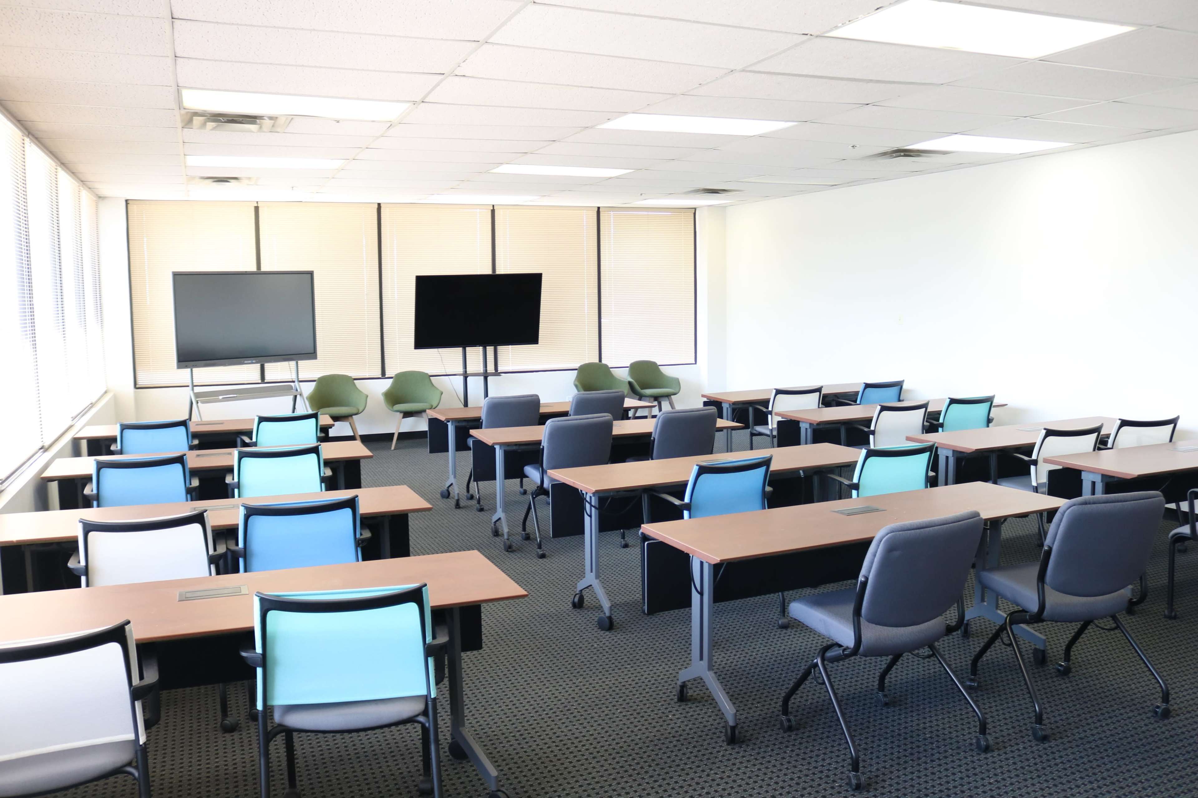 Training Classroom / Conference Room Image in Bedford, Bedford, TX