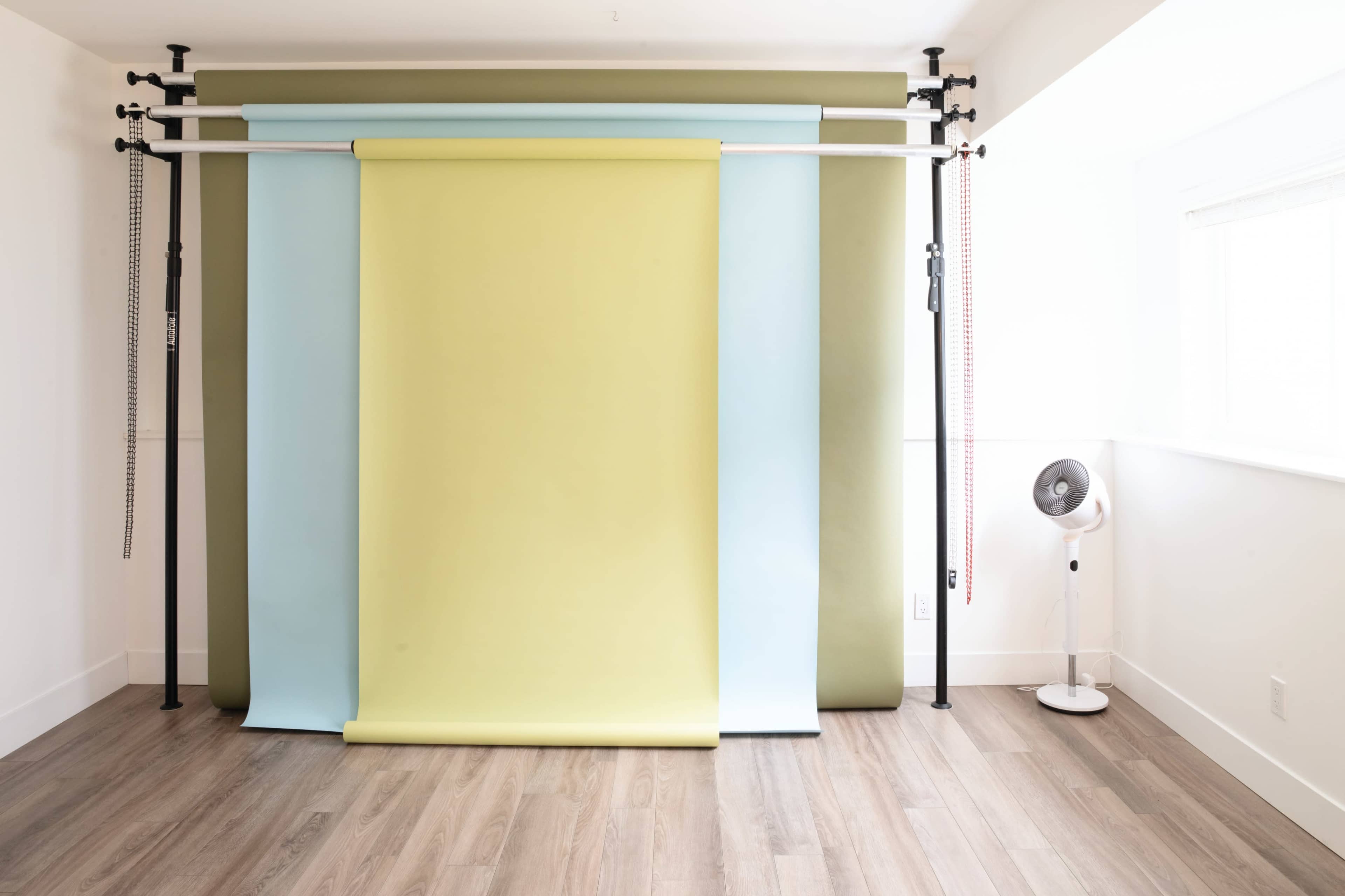 Comfortable Portrait Studio with Profoto Gear, Backdrops & Full Amenities – Pet Friendly! Image in Gatewood, Seattle, WA