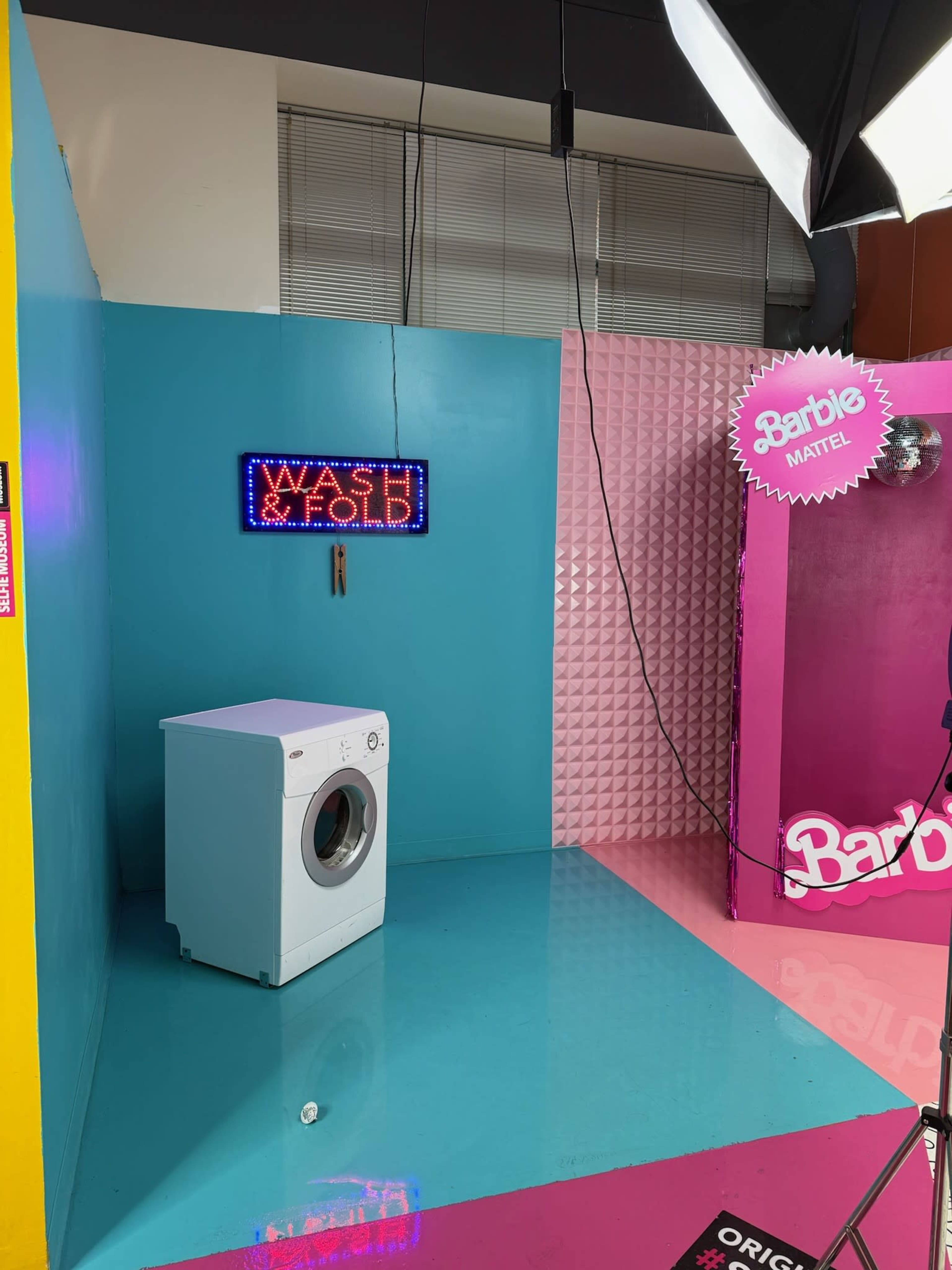 Vibrant 3,500 SF Interactive Selfie Museum - Perfect for Content Creation & Events Image in Downtown Seattle, Seattle, WA