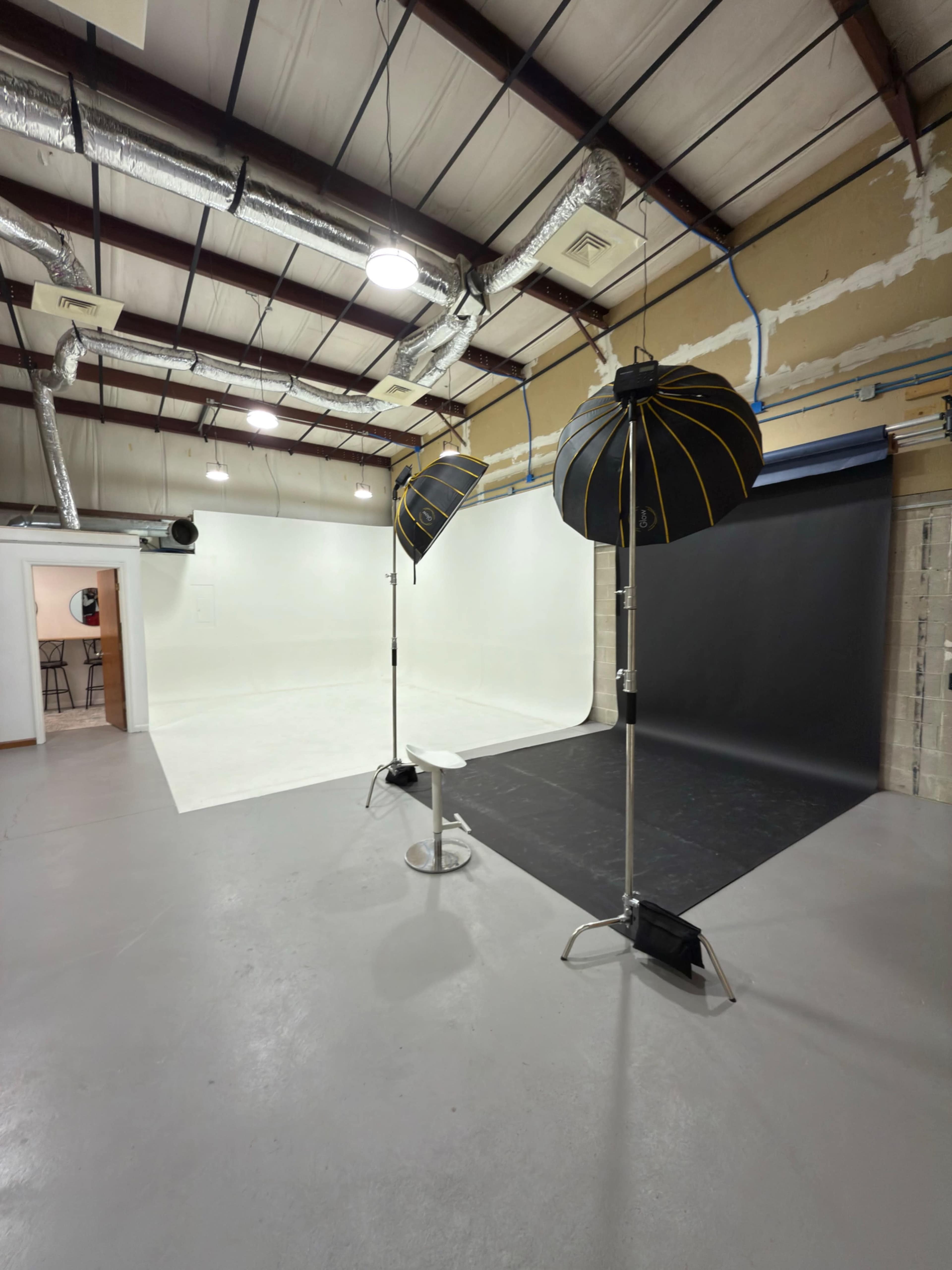 Commercial Content Creation Studio for Up to 30 People Image in Tallahassee, Tallahassee, FL