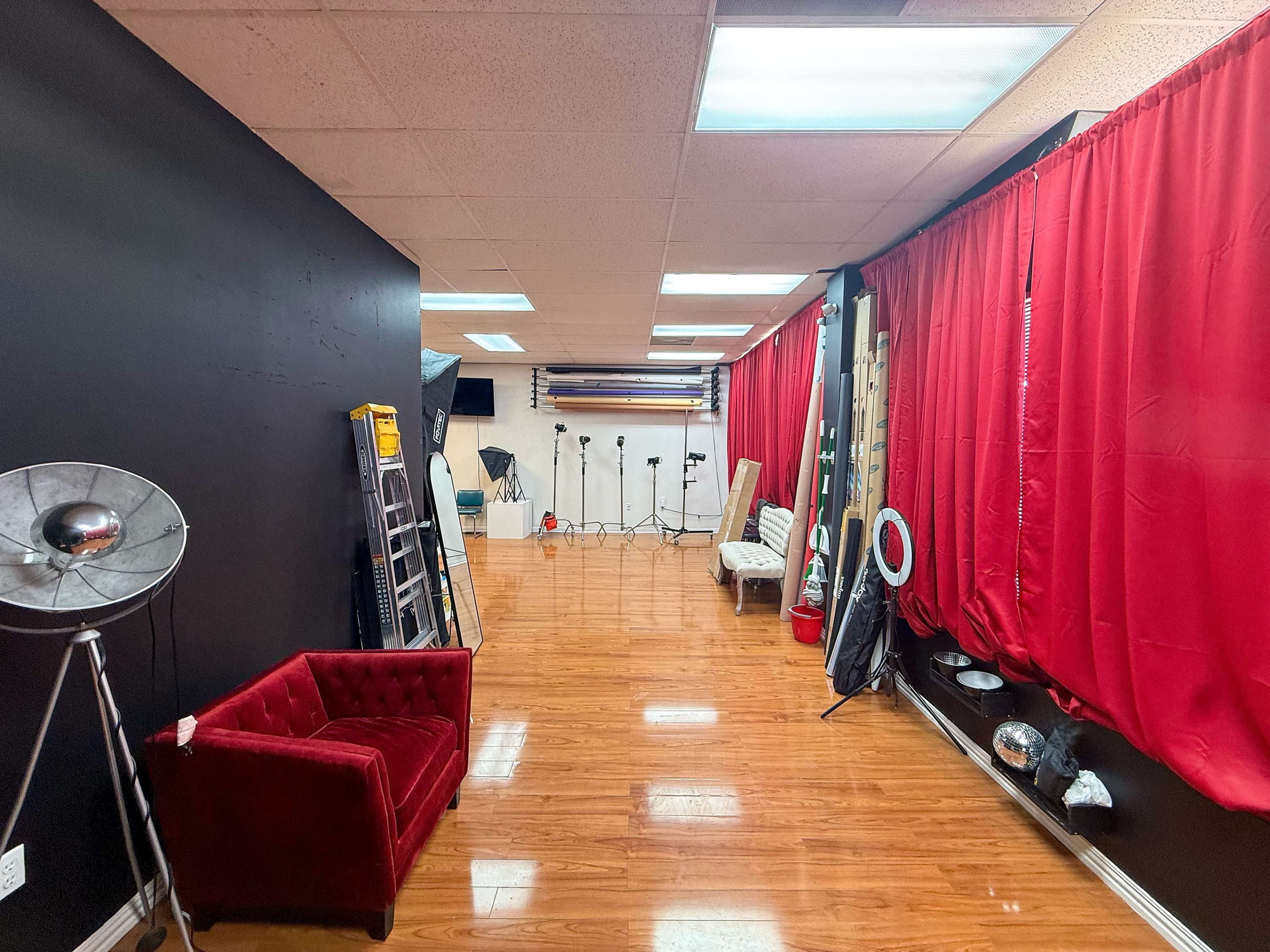 The RCM Studios – Creator Space for Photo & Video Image in Eldridge / West Oaks, Houston, TX