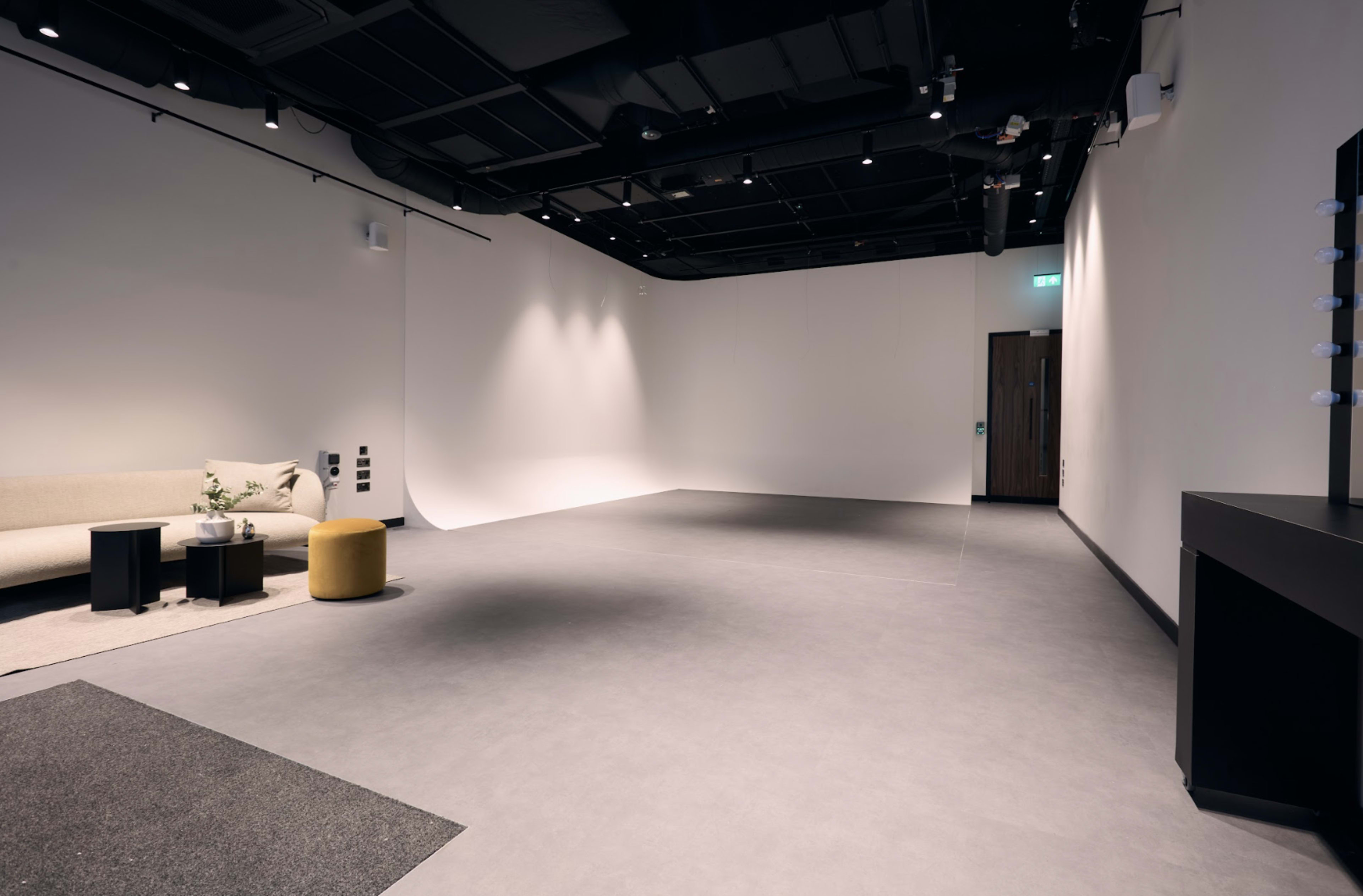 Blank Slate Event Space in Zone 1 Image in London, London, ENG