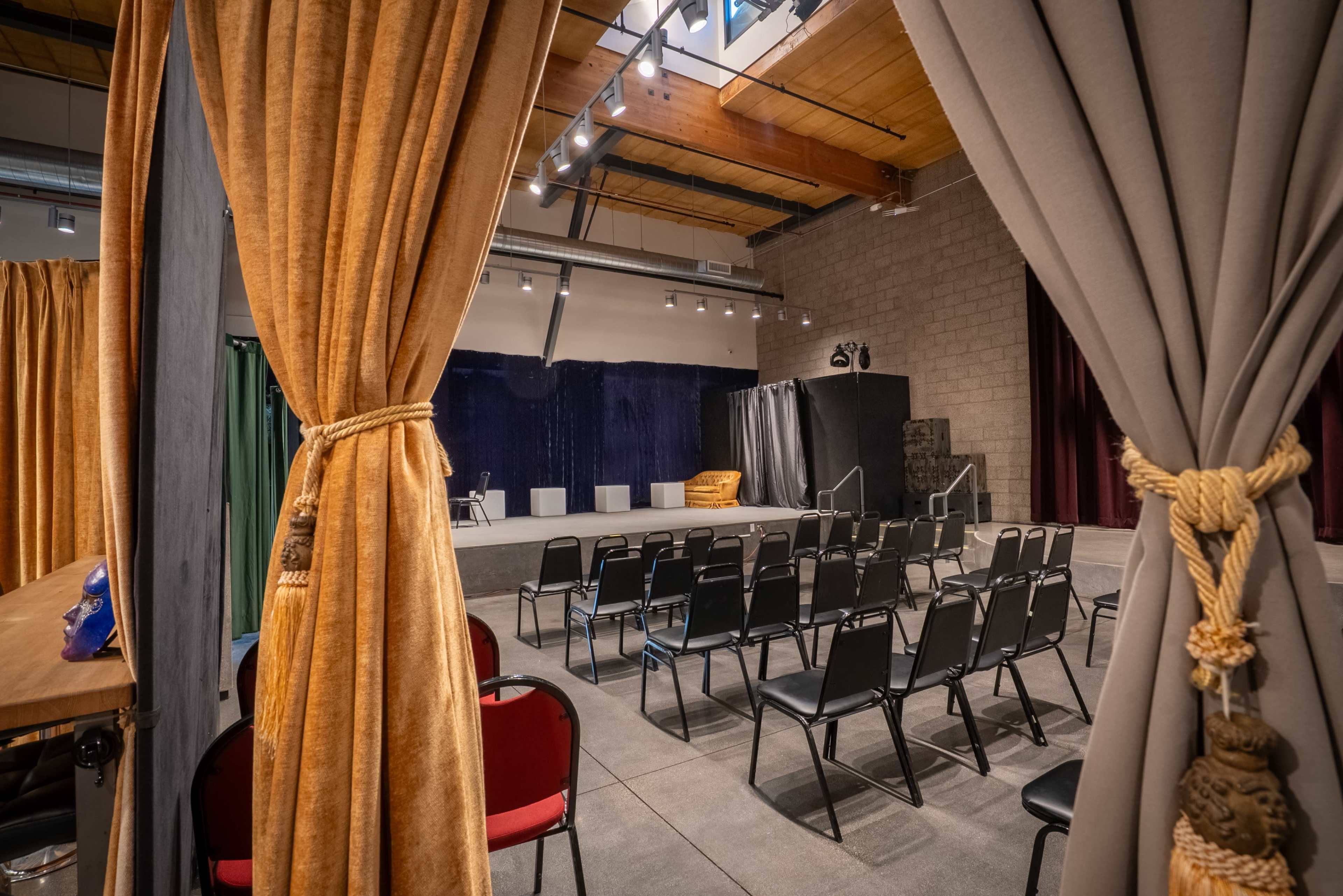 Spacious Industrial 99-Seat Theatre with High Ceilings for Filming, Screening, Performances & Events Image in Hollywood, Los Angeles, CA