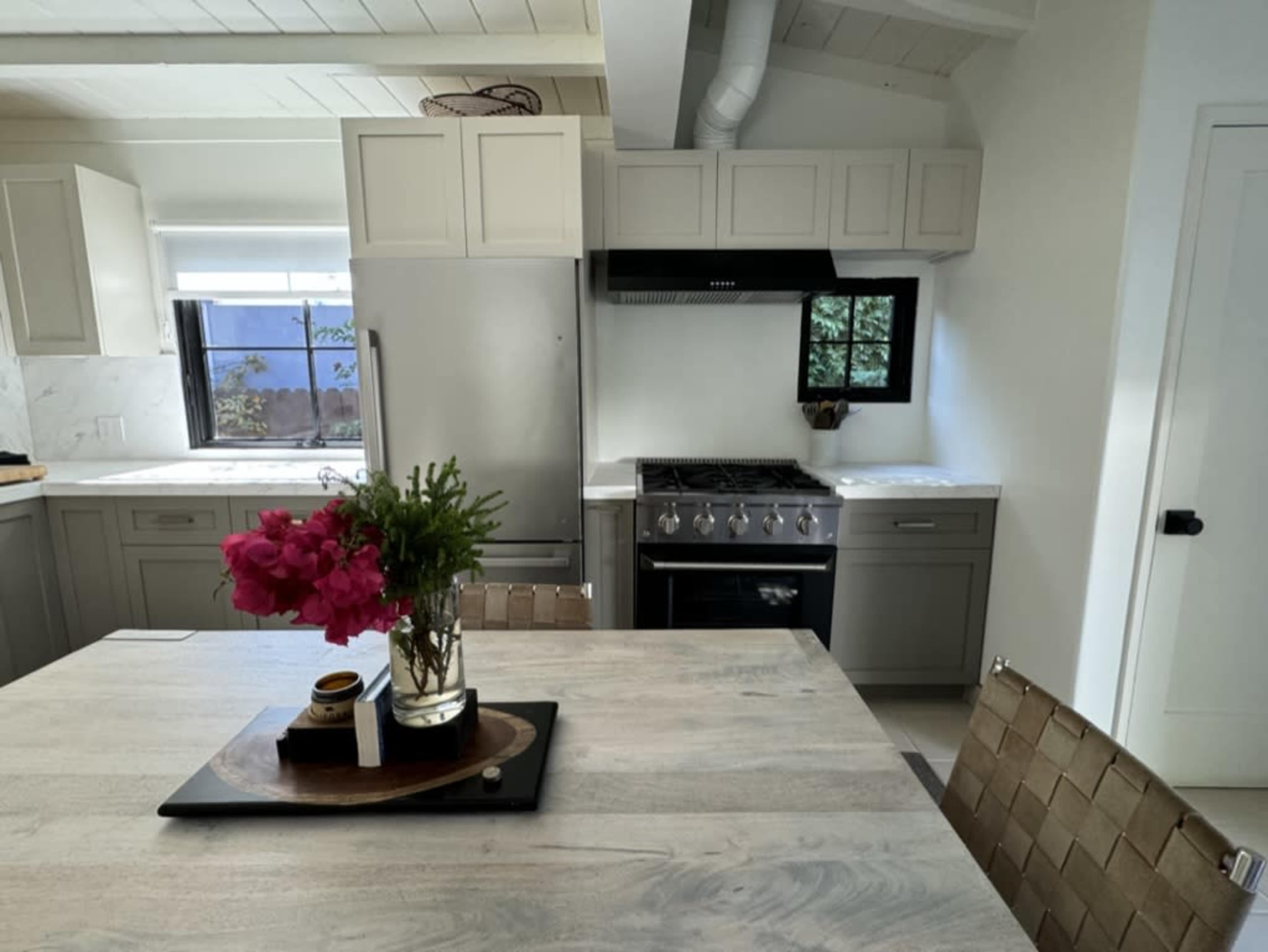 The Bungalow - Photo, Film, Video, Meeting Place Image in Venice, Venice, CA