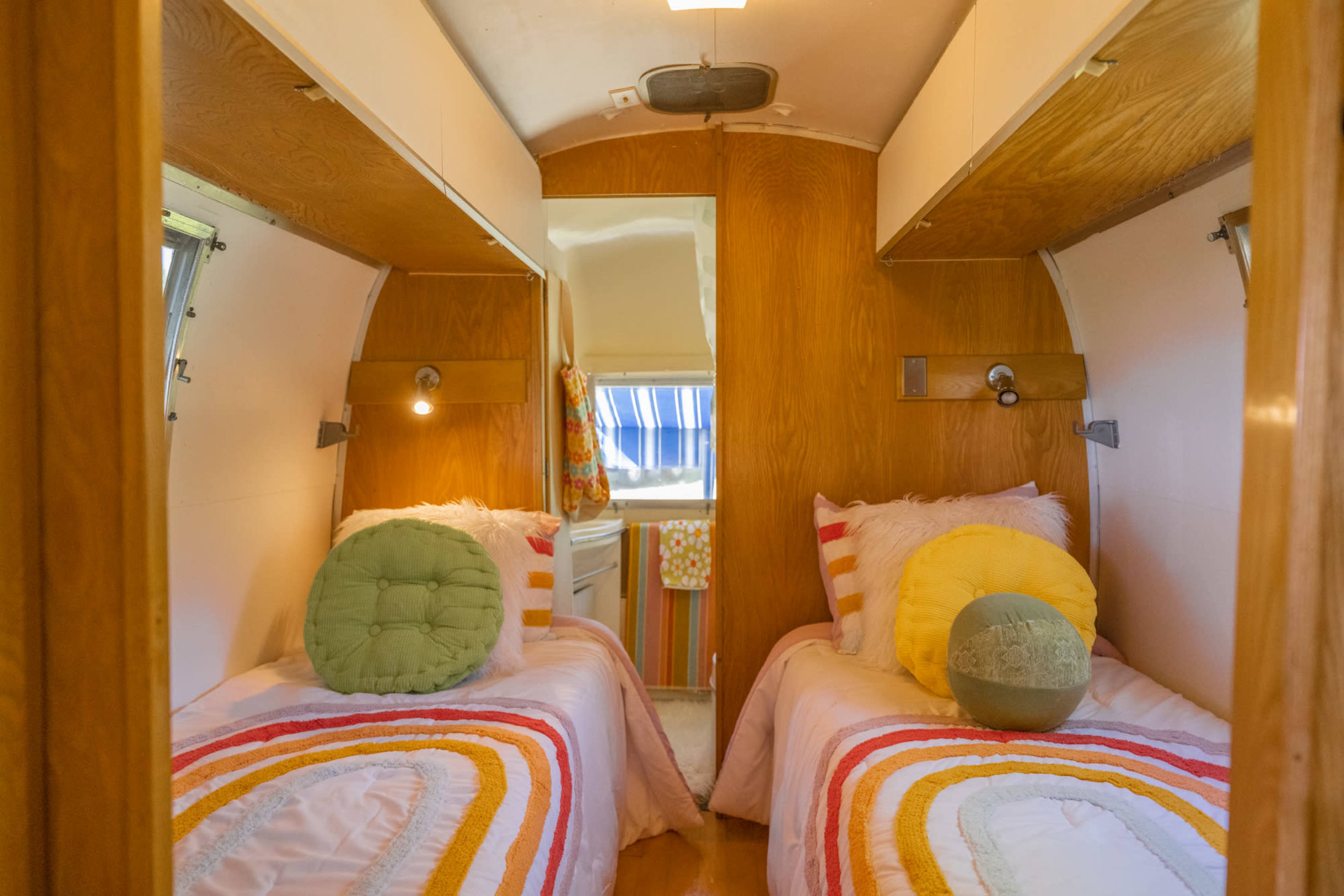 RETRO 70'S AIRSTREAM near DFW on 5 acres Image in , Fort Worth, TX