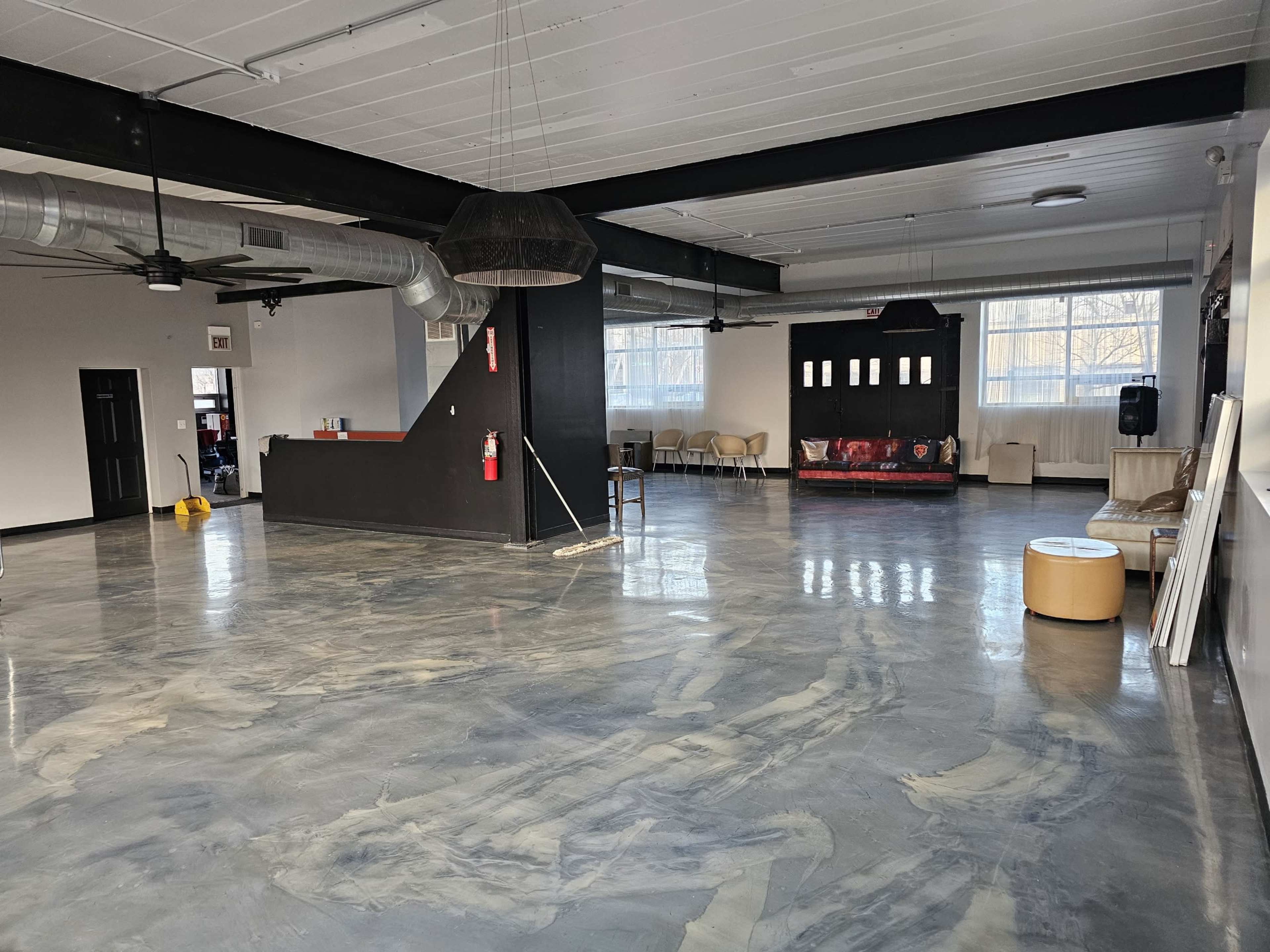 Open-Concept Industrial Space in South Chicago Image in South Side, Chicago, IL