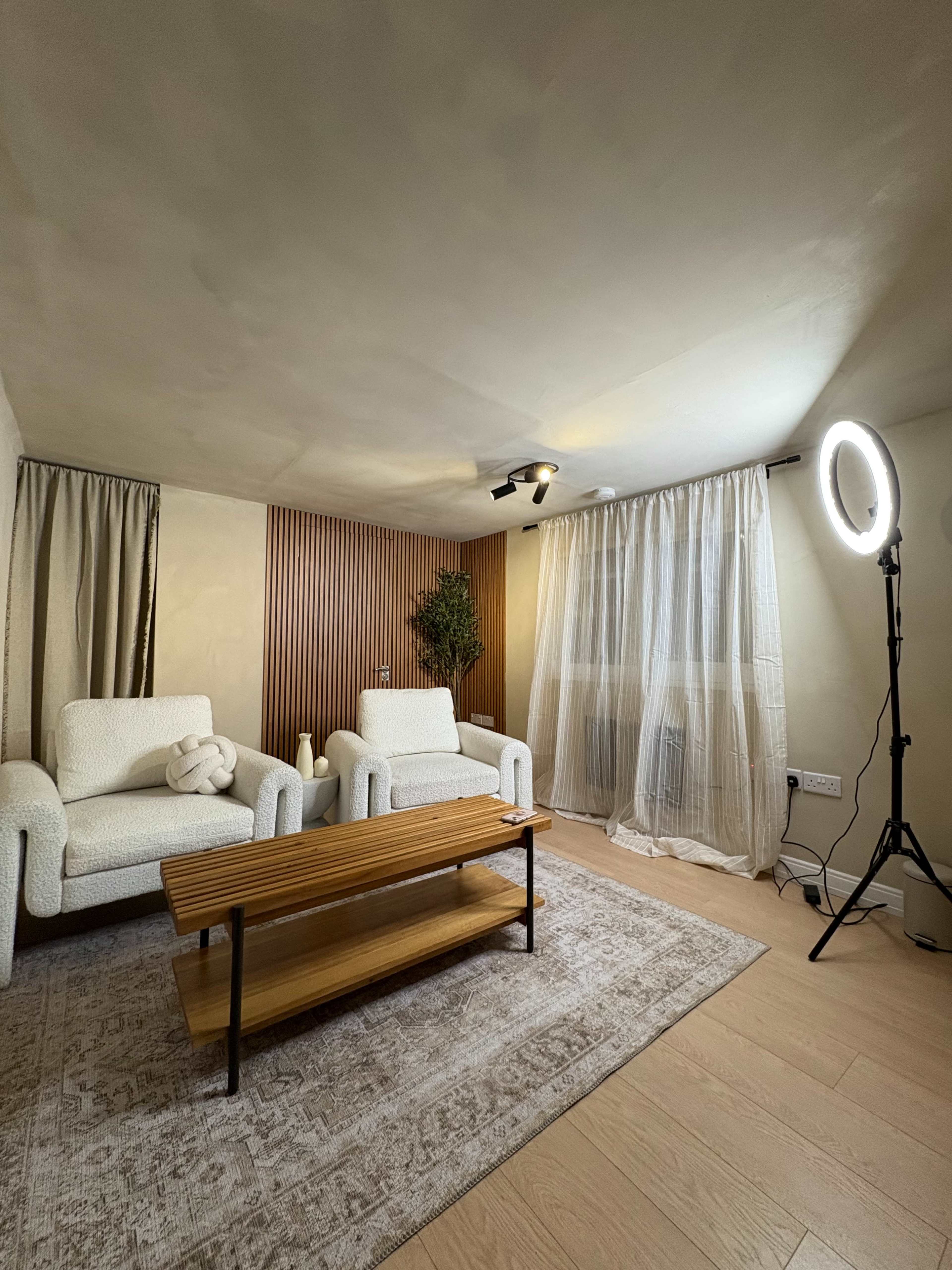 Content/ Photo/ Film Studio 📸 Image in Reading, Reading, ENG