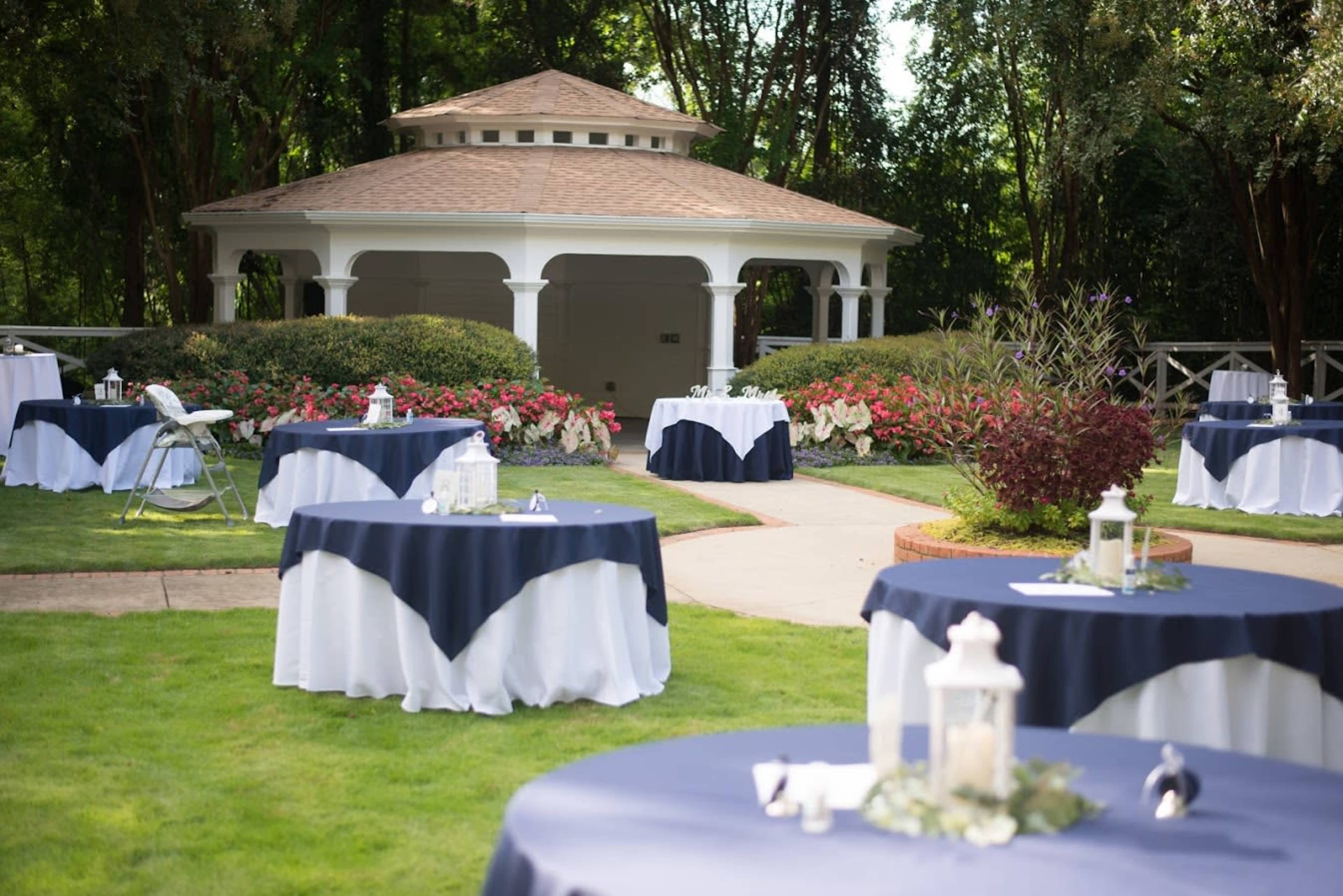 Historic Gardens close to Marietta Square Image in Marietta, Marietta, GA