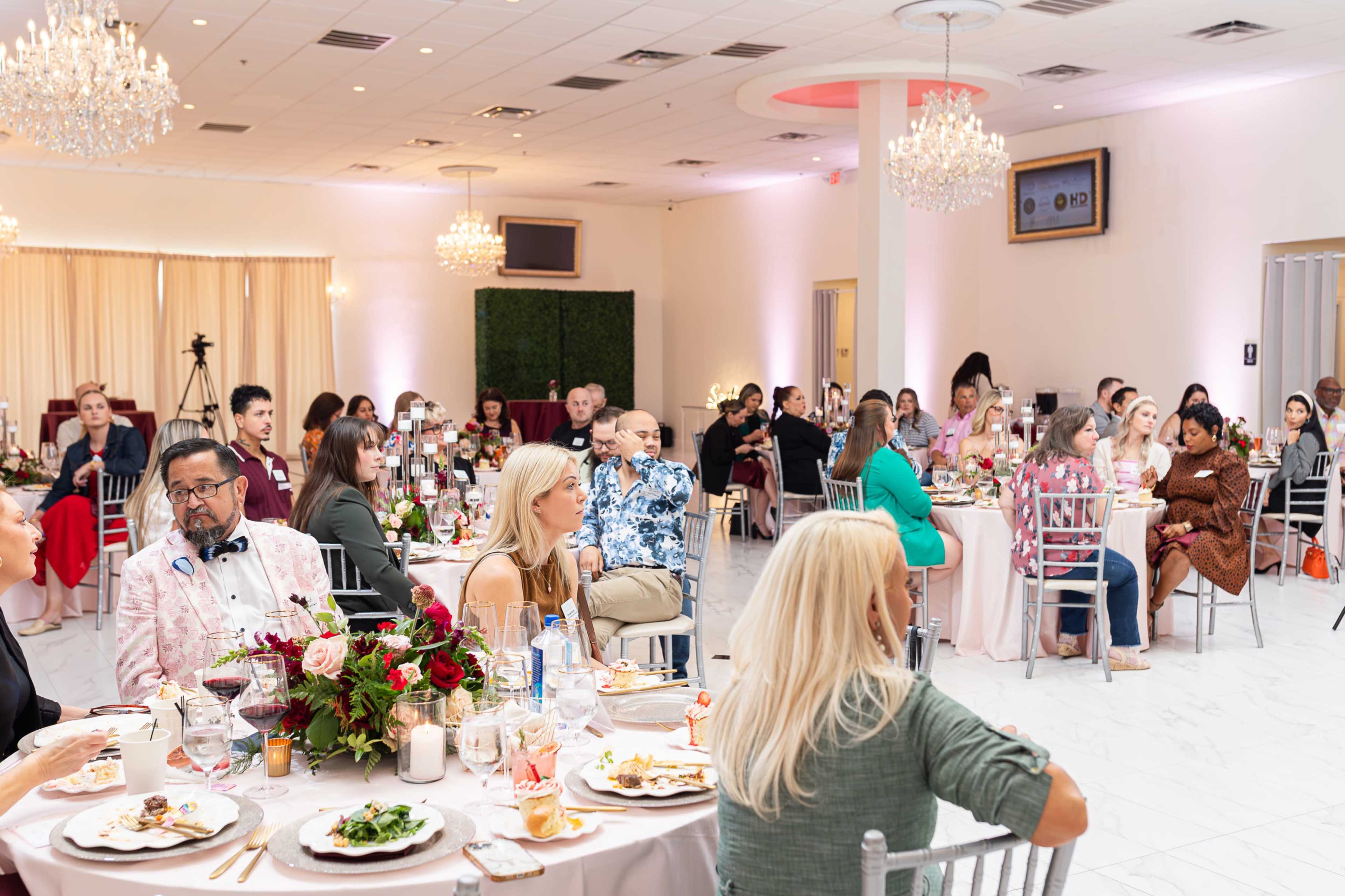 Elegant Dallas Ballroom for Weddings, Quinceañeras & Private Events (Up to 300 Guests) Image in Dallas, Dallas, TX