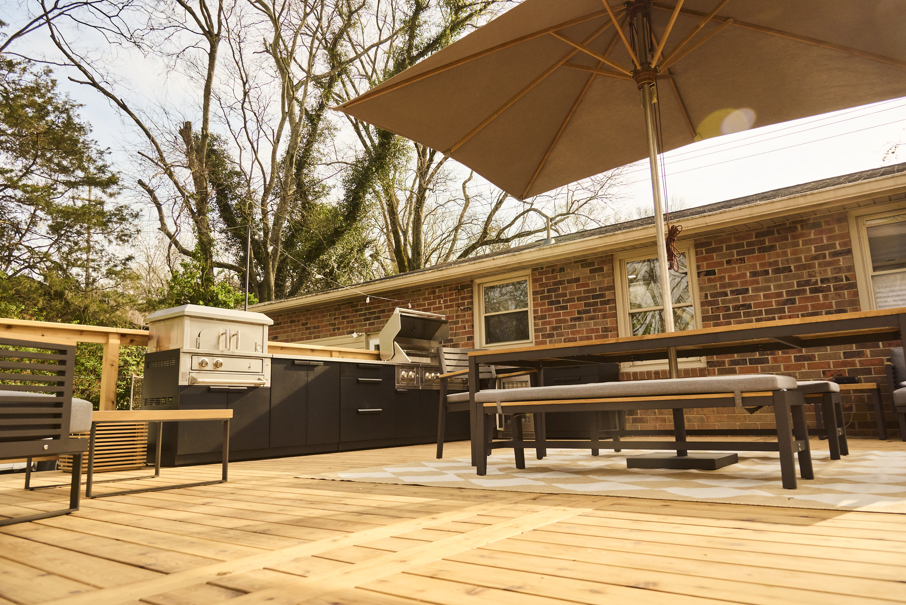 800 sq ft Outdoor Kitchen and Backyard Image in Haynes Manor, Nashville, TN