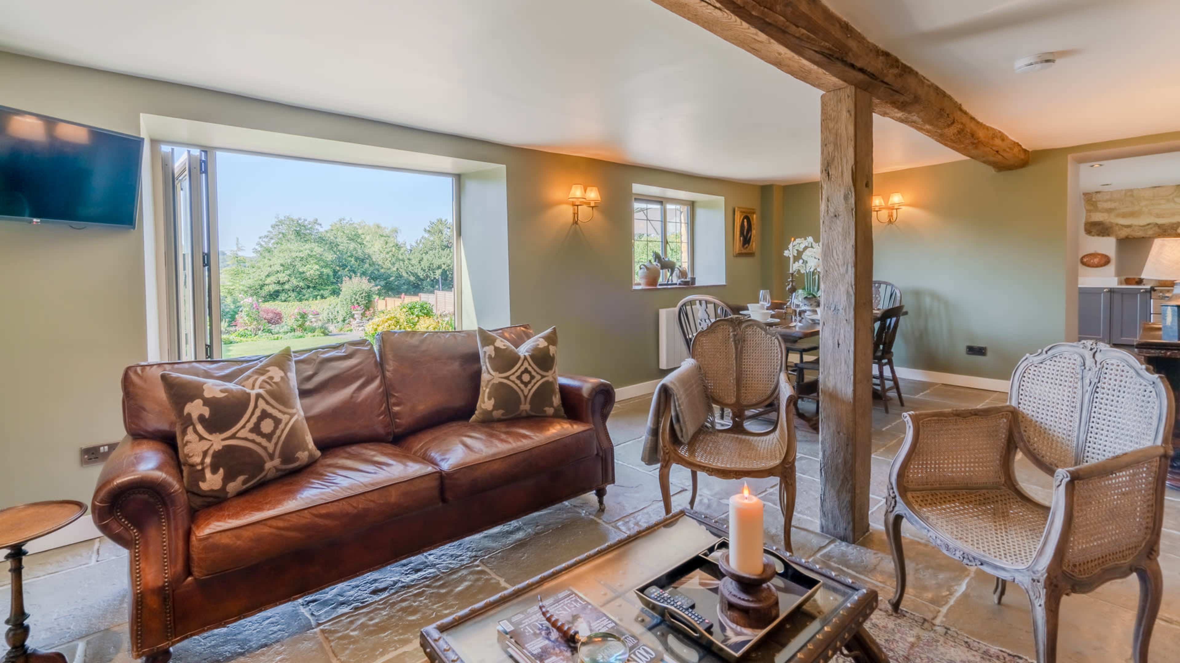 Beautifully Refurbished Home Image in Snowshill, Broadway, ENG