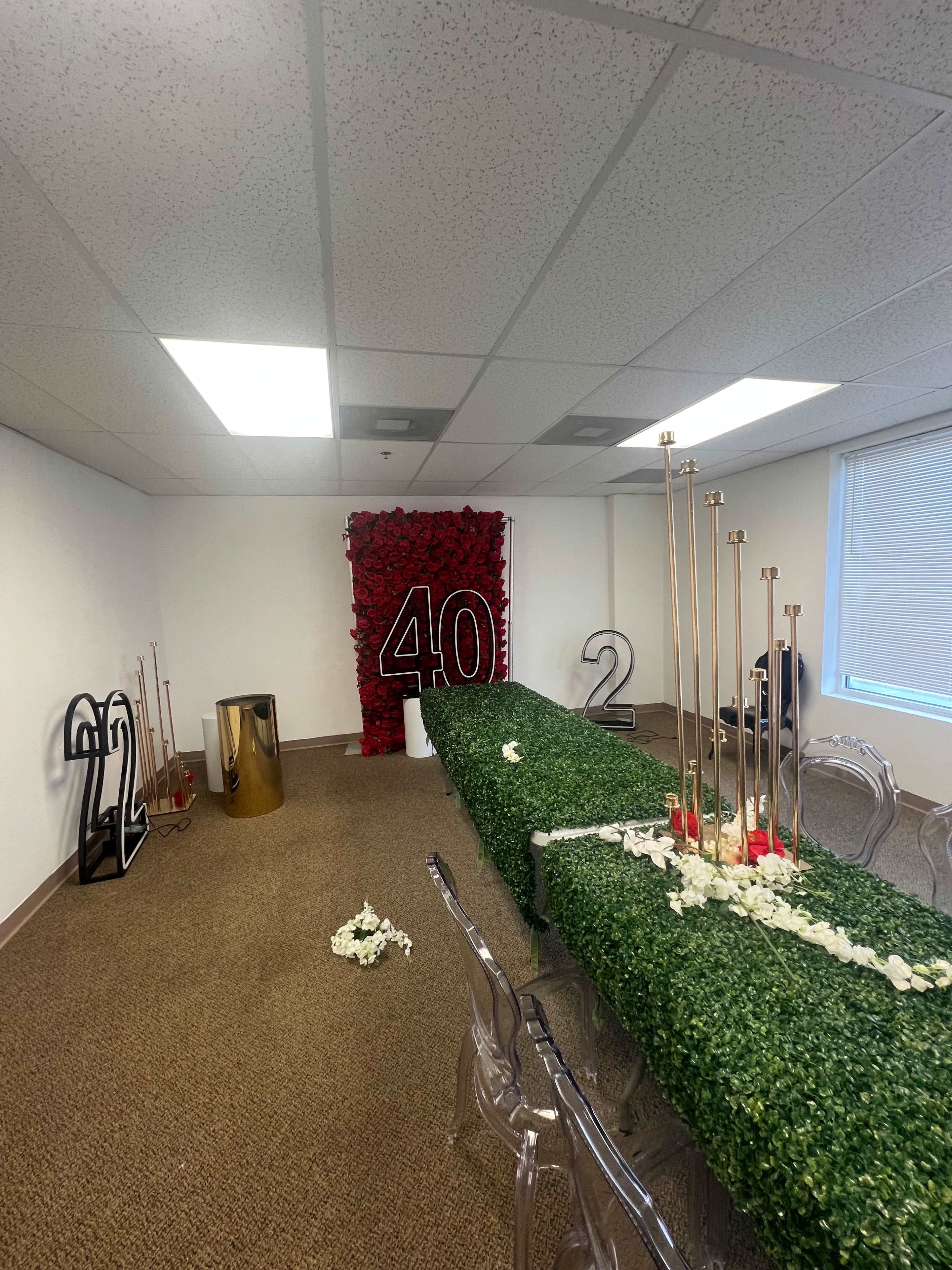 An intimate luxurious  creative space  with a soft life vibe, natural lighting and glam amenities. Image in Cinnaminson, Cinnaminson, NJ