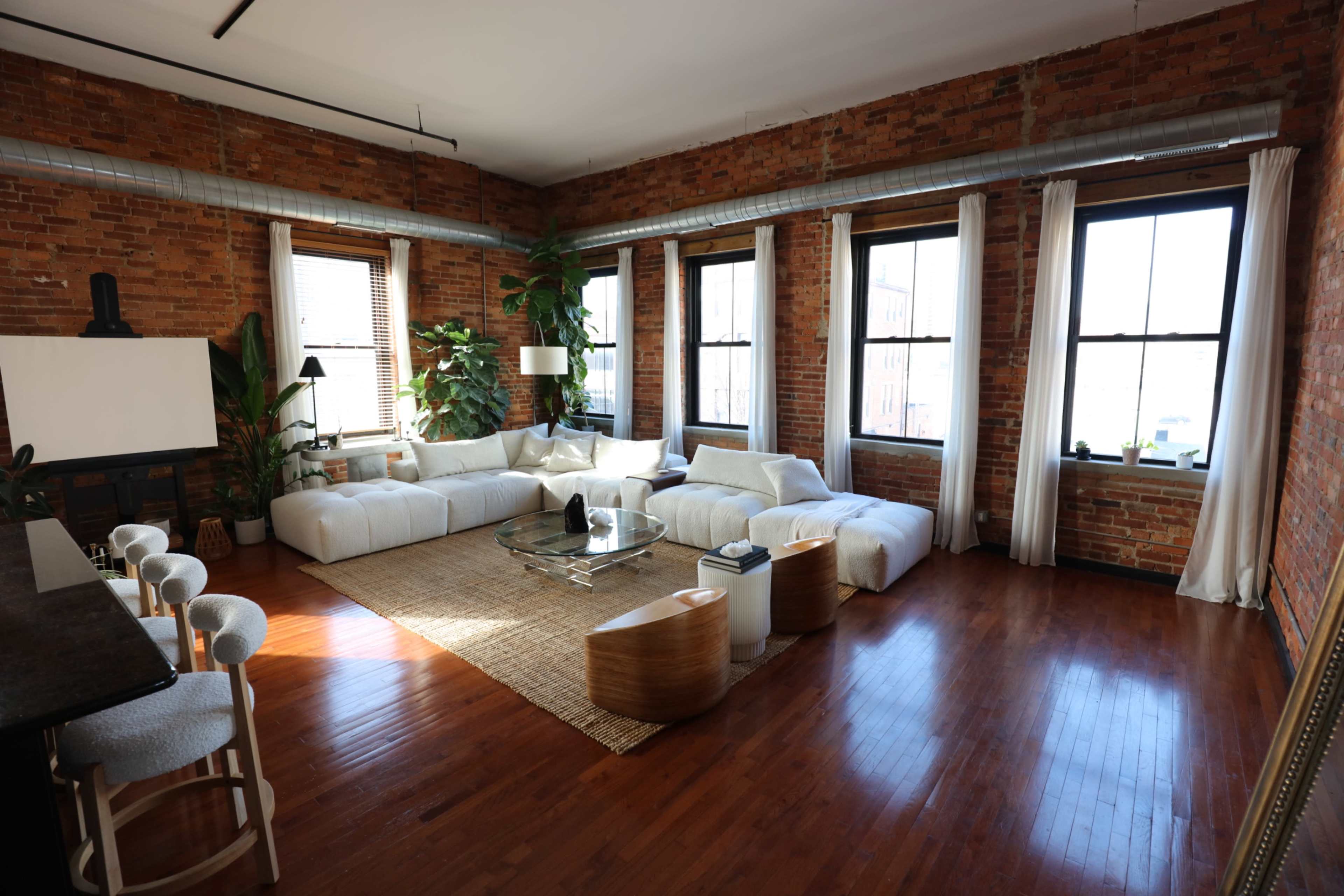 Downtown Industrial Brick Loft Image in Downtown, Columbus, OH